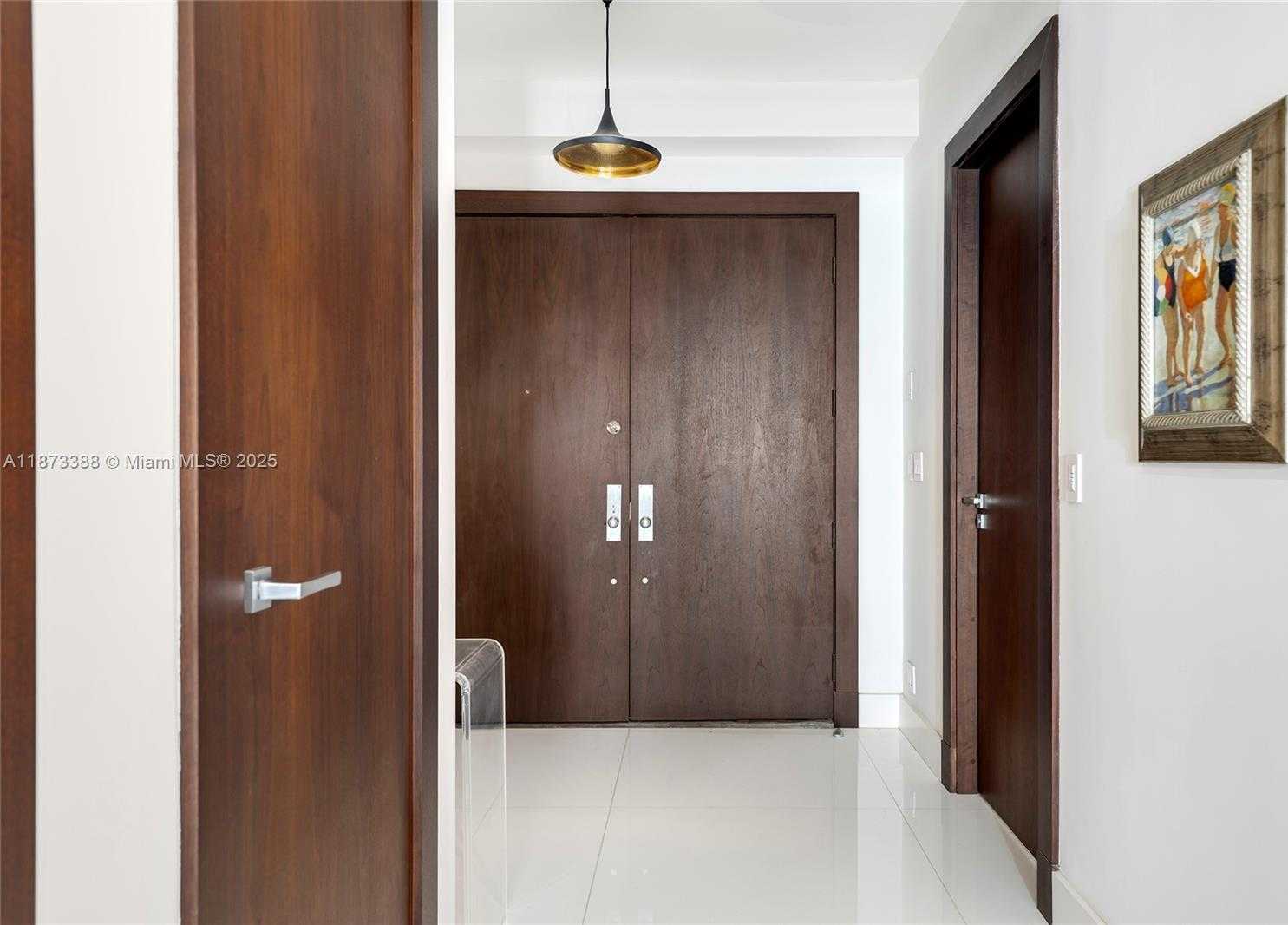 Small Image of 5344 FISHER ISLAND DR #5344, Miami Number 33