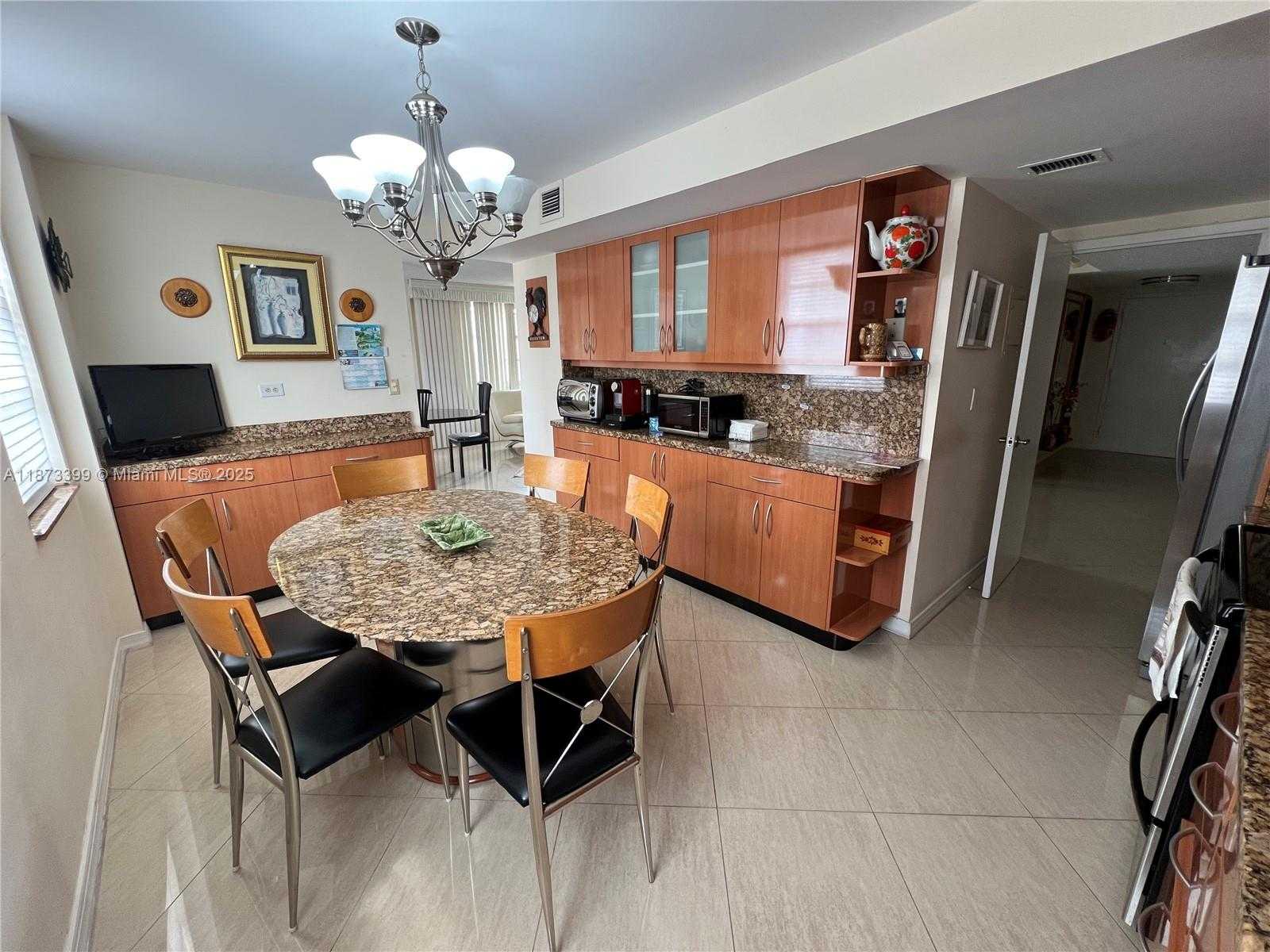 Small Image of 251 174TH ST #1905, Sunny Isles Beach Number 14