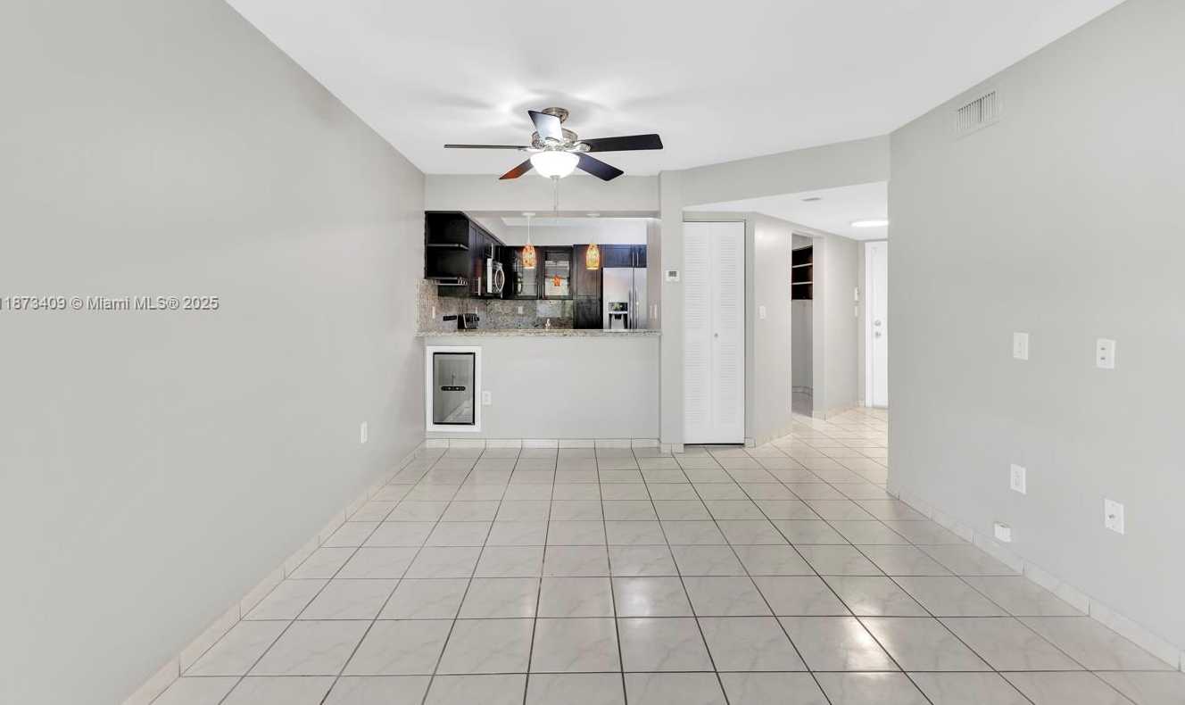 Small Image of 15525 MIAMI LAKEWAY N #106-8, Miami Lakes Number 3