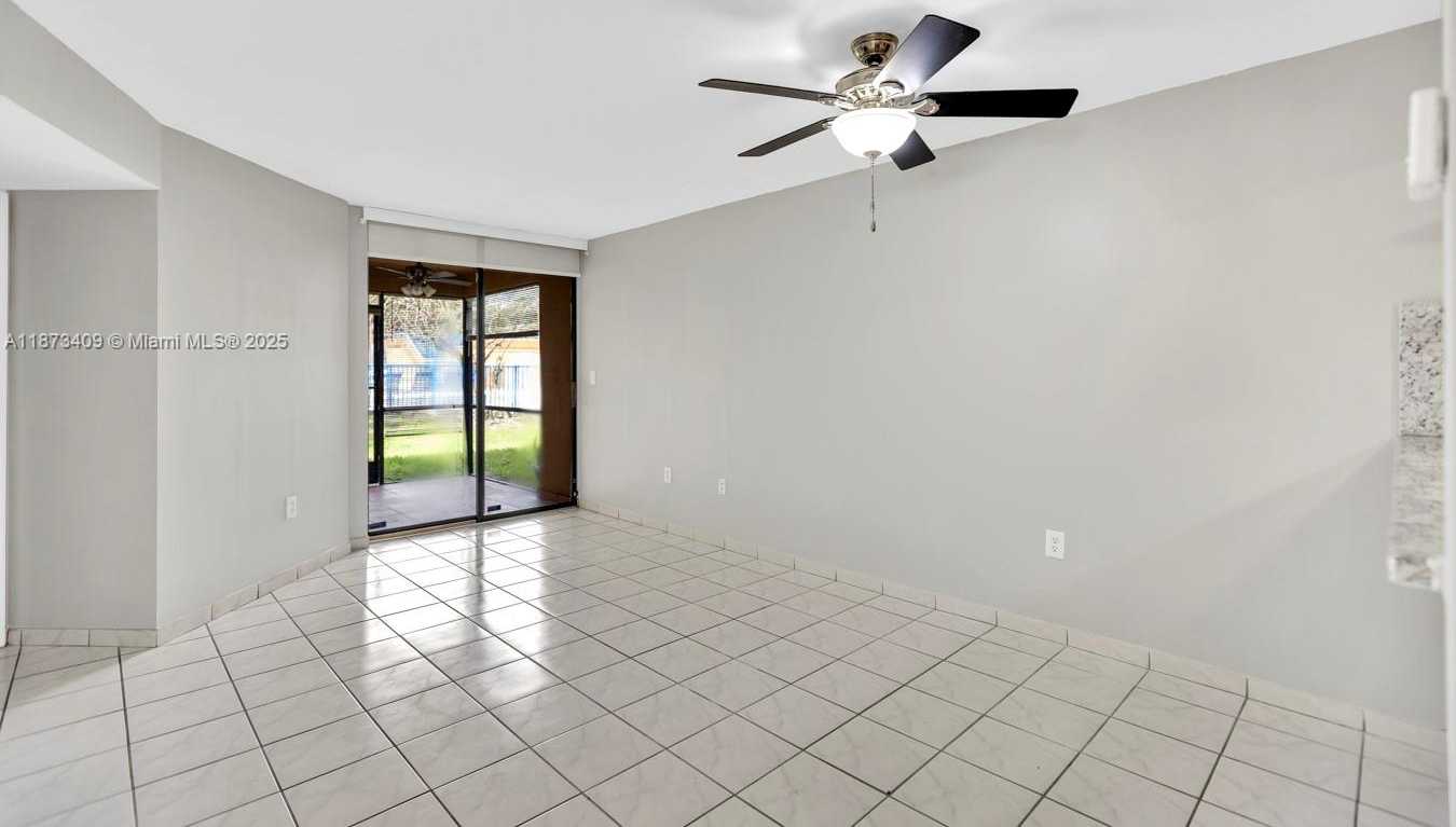Small Image of 15525 MIAMI LAKEWAY N #106-8, Miami Lakes Number 7