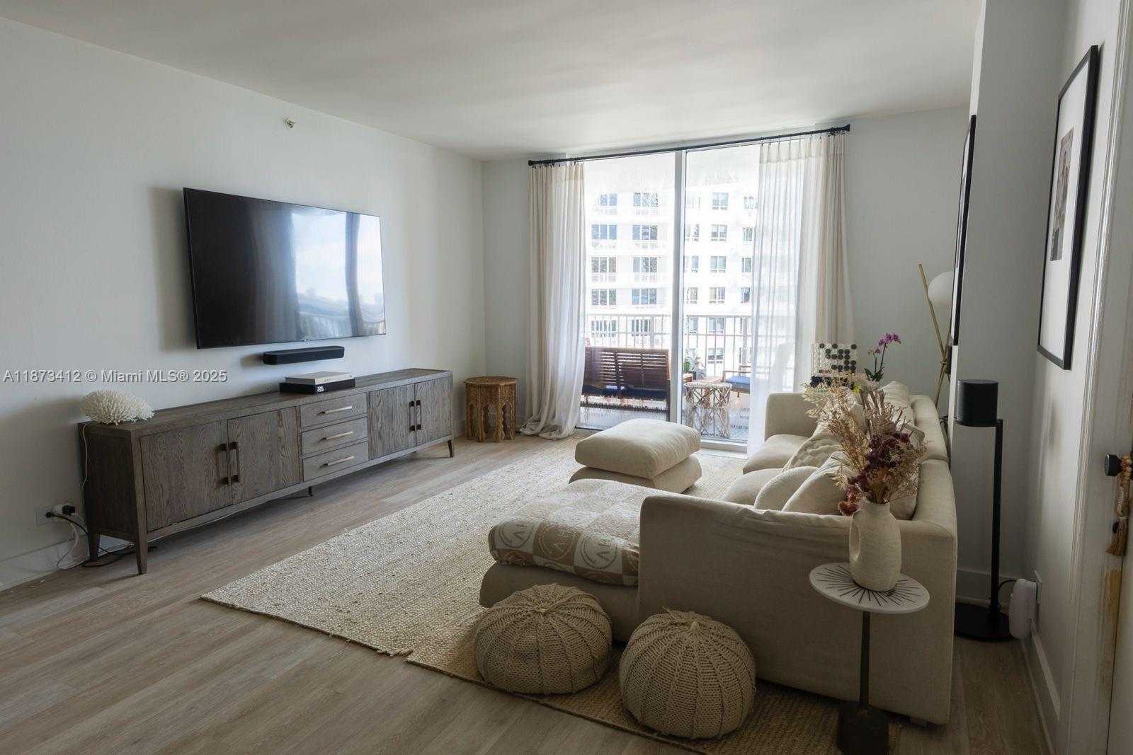Small Image of 701 BRICKELL KEY BLVD #1106, Miami Number 2