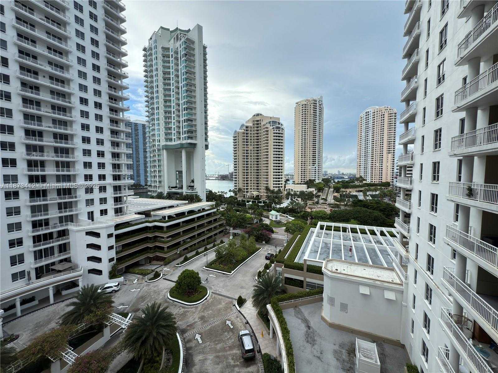 Small Image of 701 BRICKELL KEY BLVD #1106, Miami Number 3