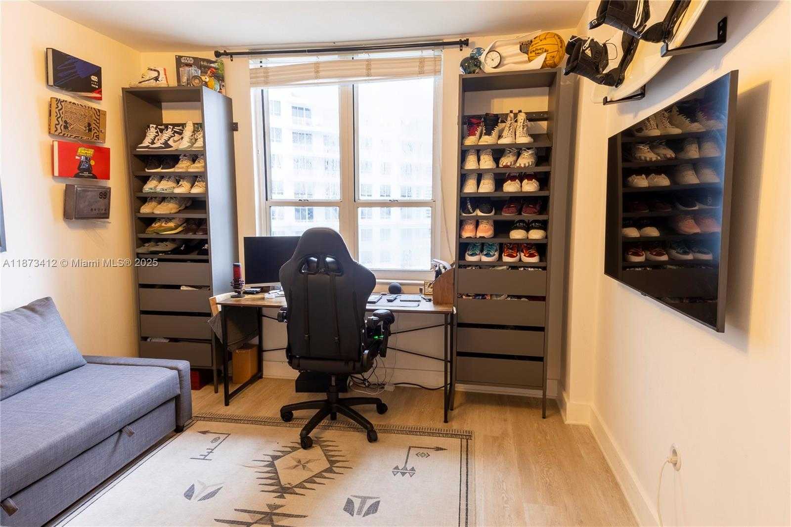 Small Image of 701 BRICKELL KEY BLVD #1106, Miami Number 8