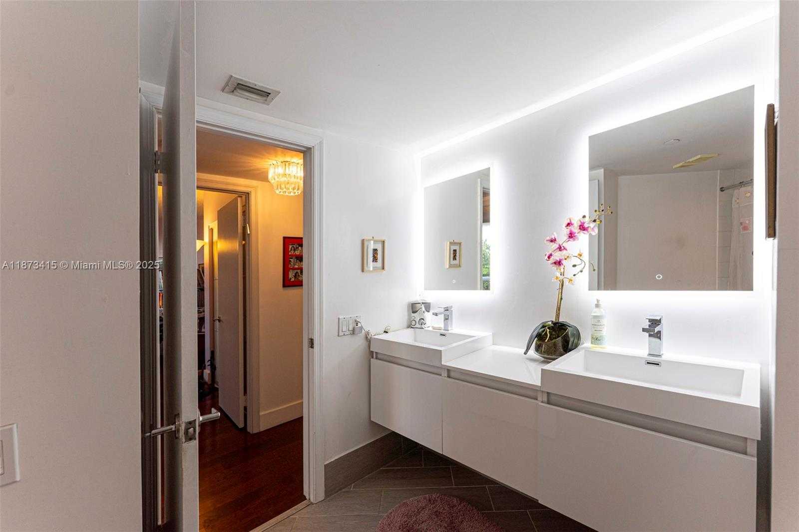 Small Image of 3640 YACHT CLUB DR #305, Aventura Number 19
