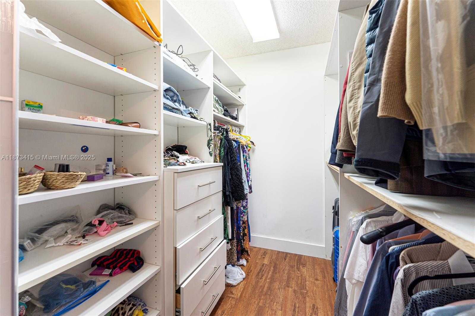 Small Image of 3640 YACHT CLUB DR #305, Aventura Number 30