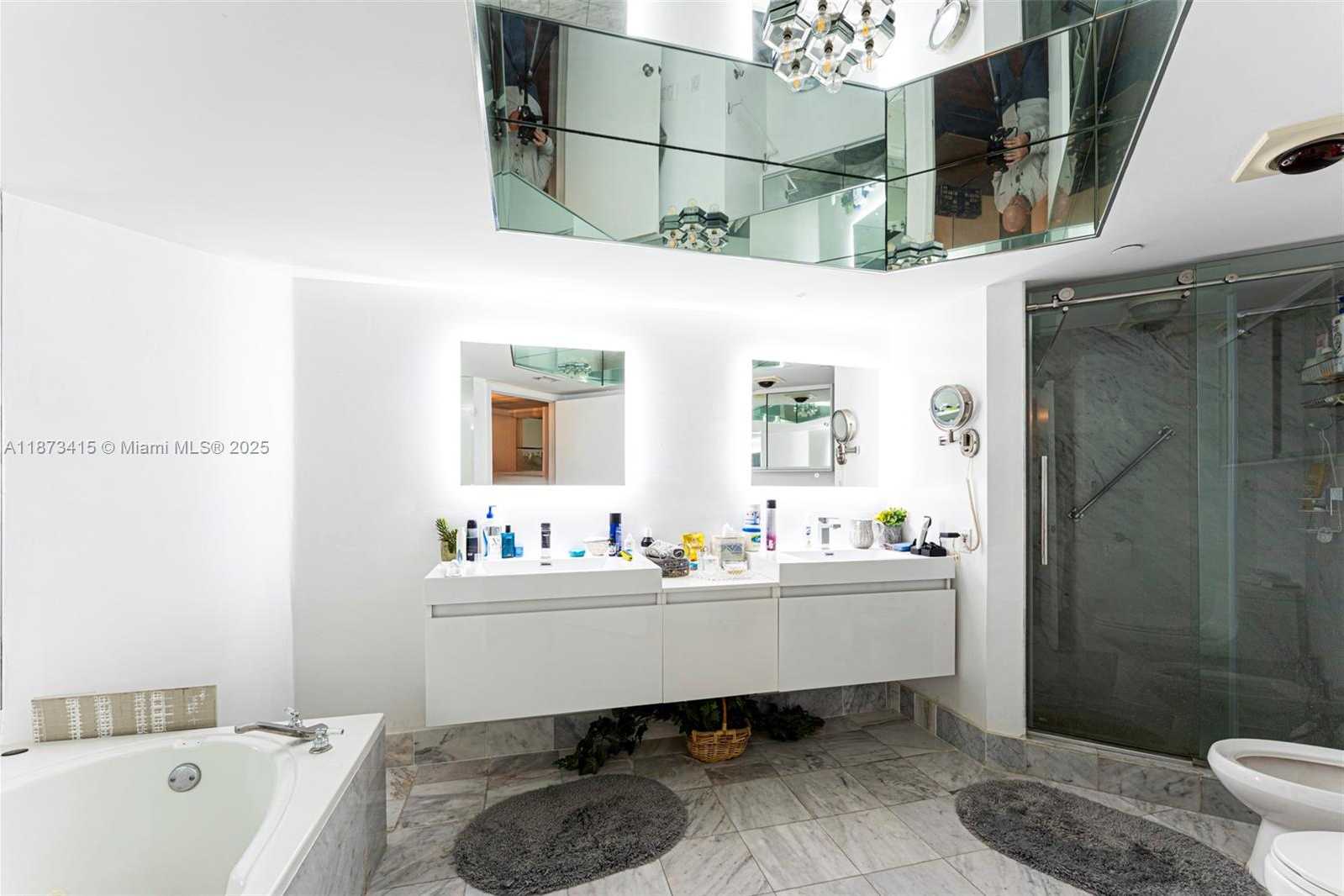Small Image of 3640 YACHT CLUB DR #305, Aventura Number 33