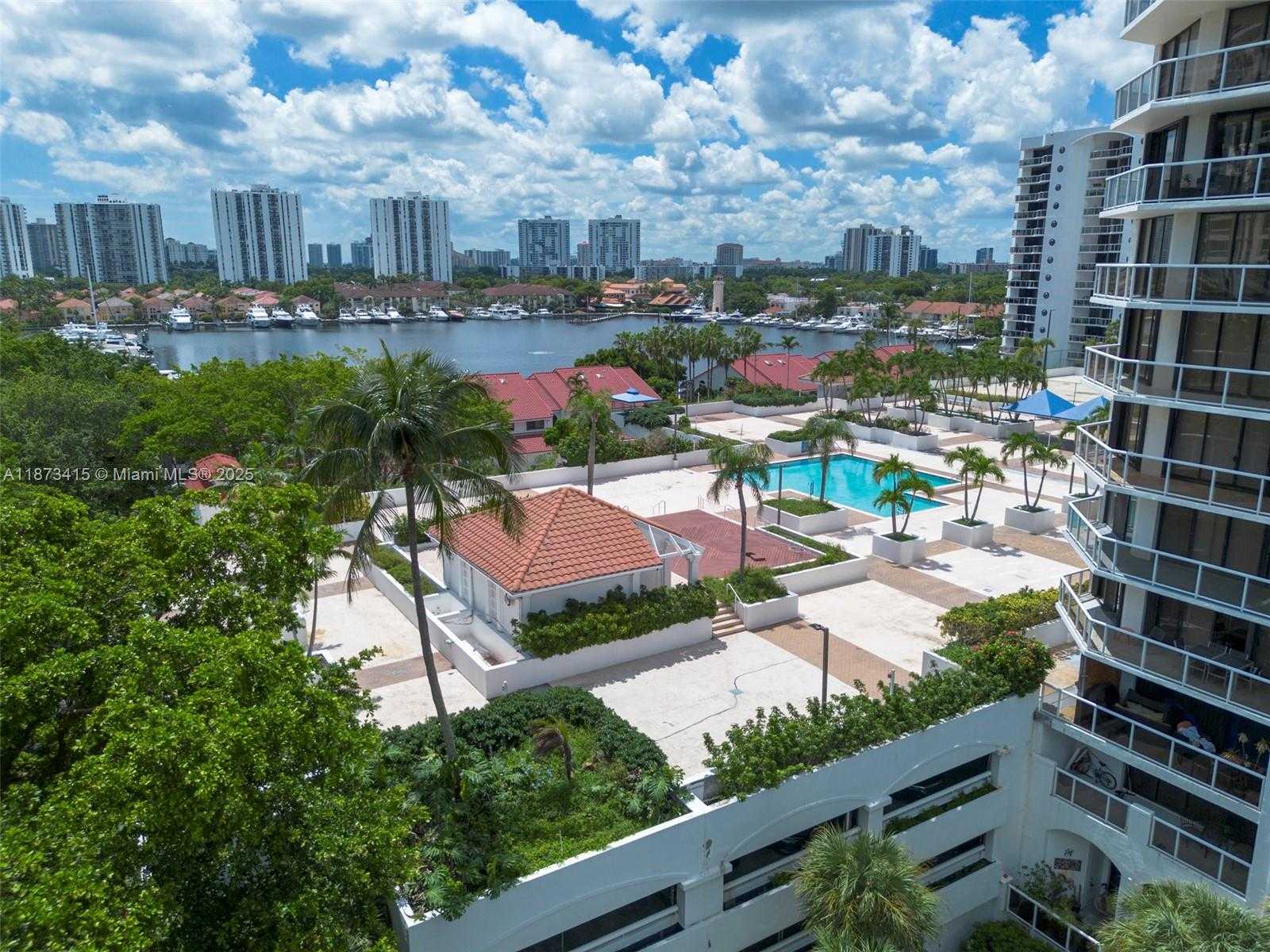 Small Image of 3640 YACHT CLUB DR #305, Aventura Number 50