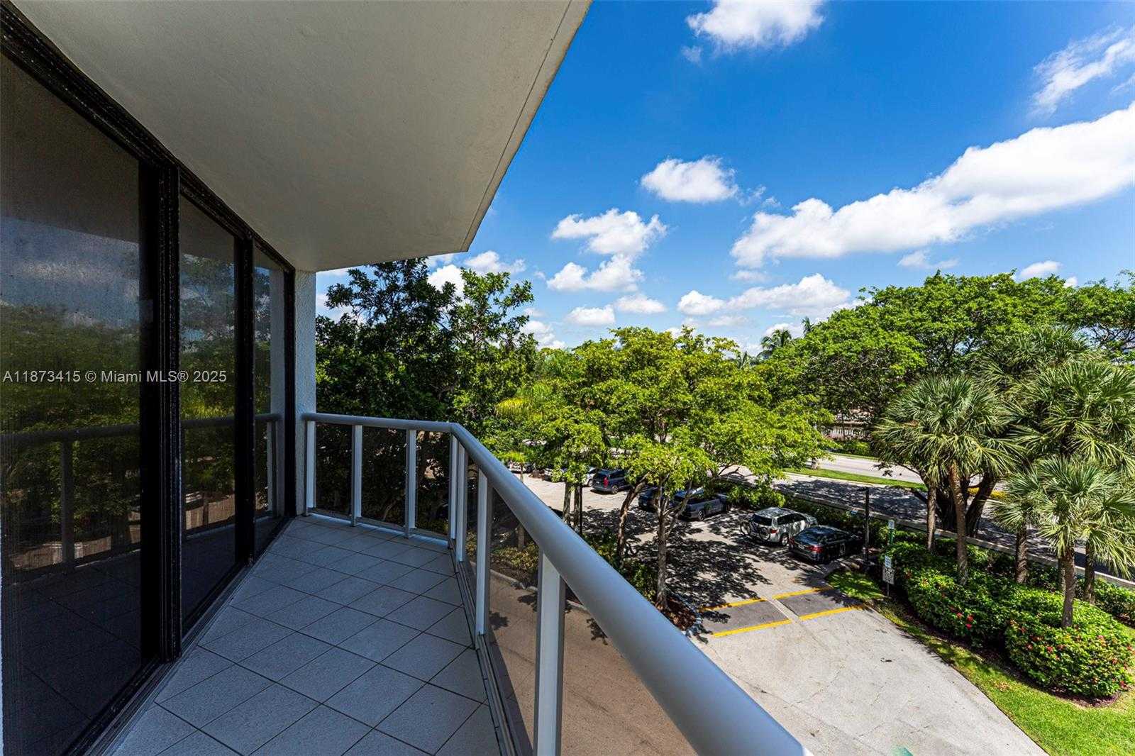 Small Image of 3640 YACHT CLUB DR #305, Aventura Number 7