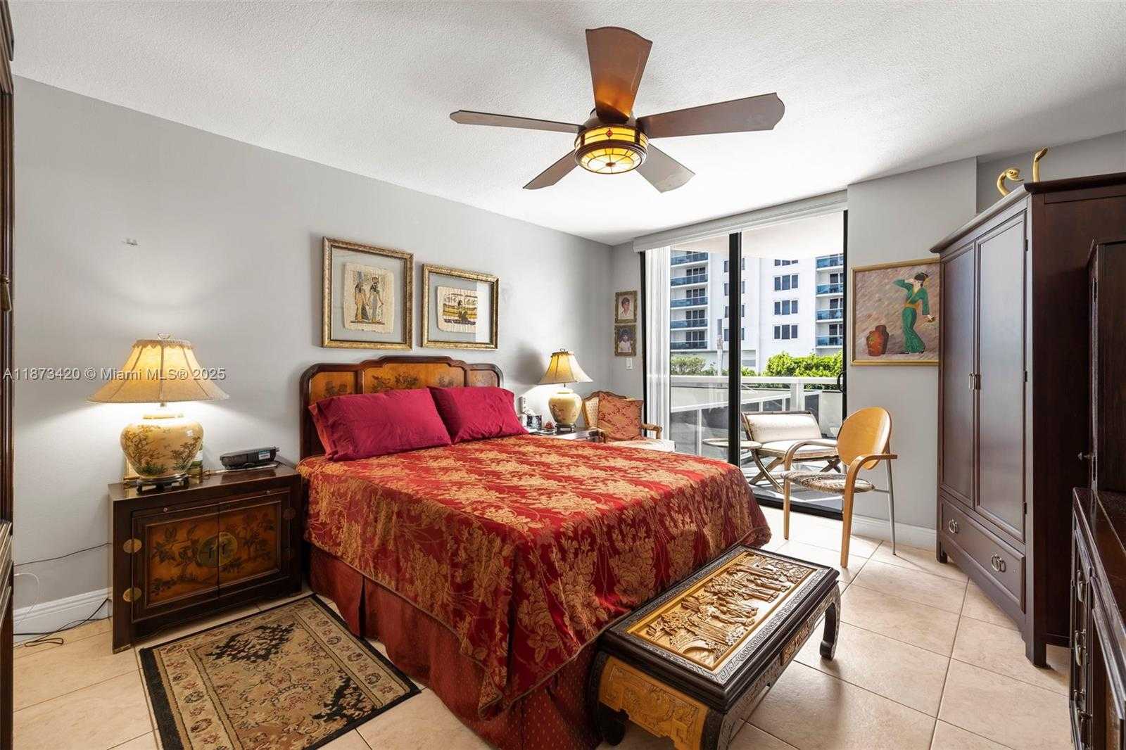 Small Image of 2401 COLLINS AVE #404, Miami Beach Number 19