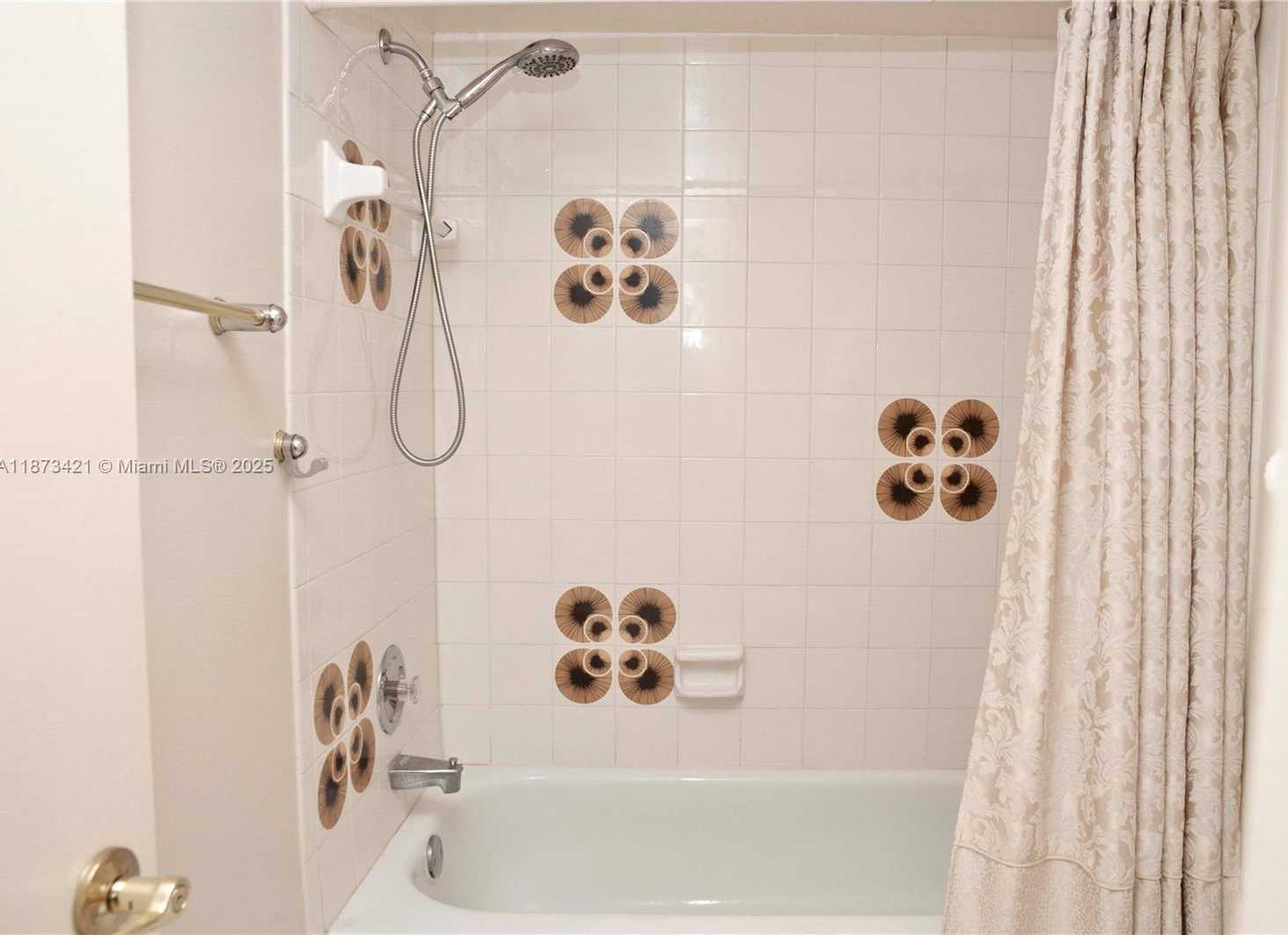 Small Image of 2201 SOUTH OCEAN DR #1606, Hollywood Number 17