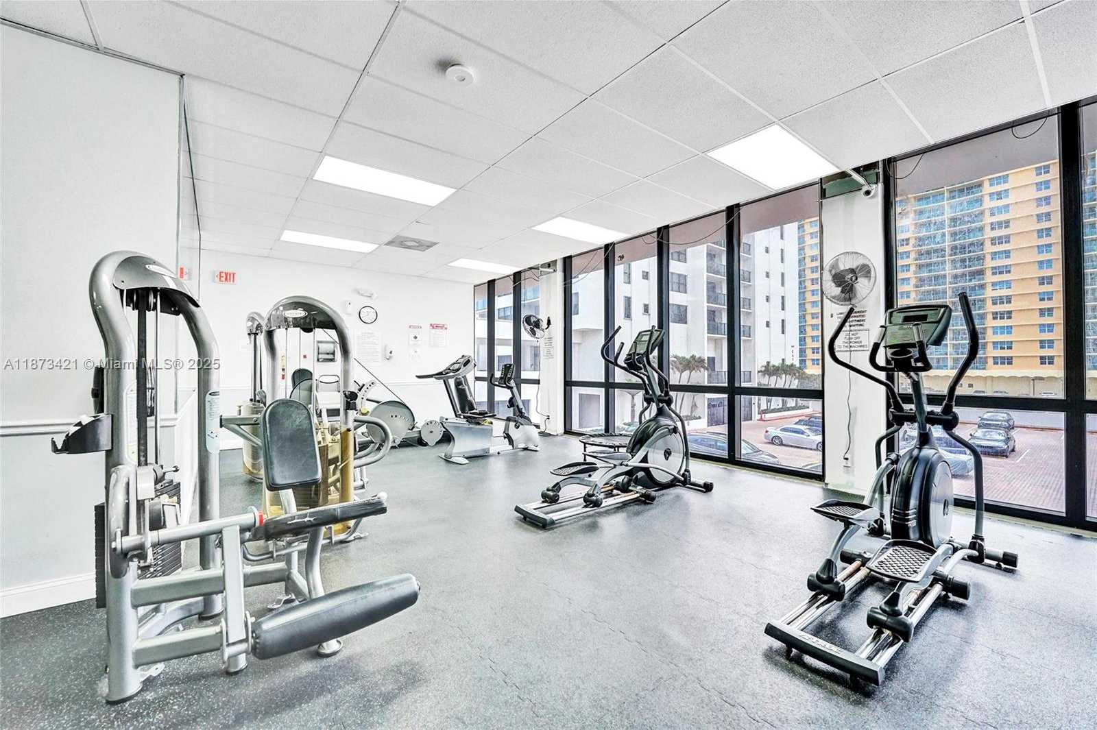 Small Image of 2201 SOUTH OCEAN DR #1606, Hollywood Number 30