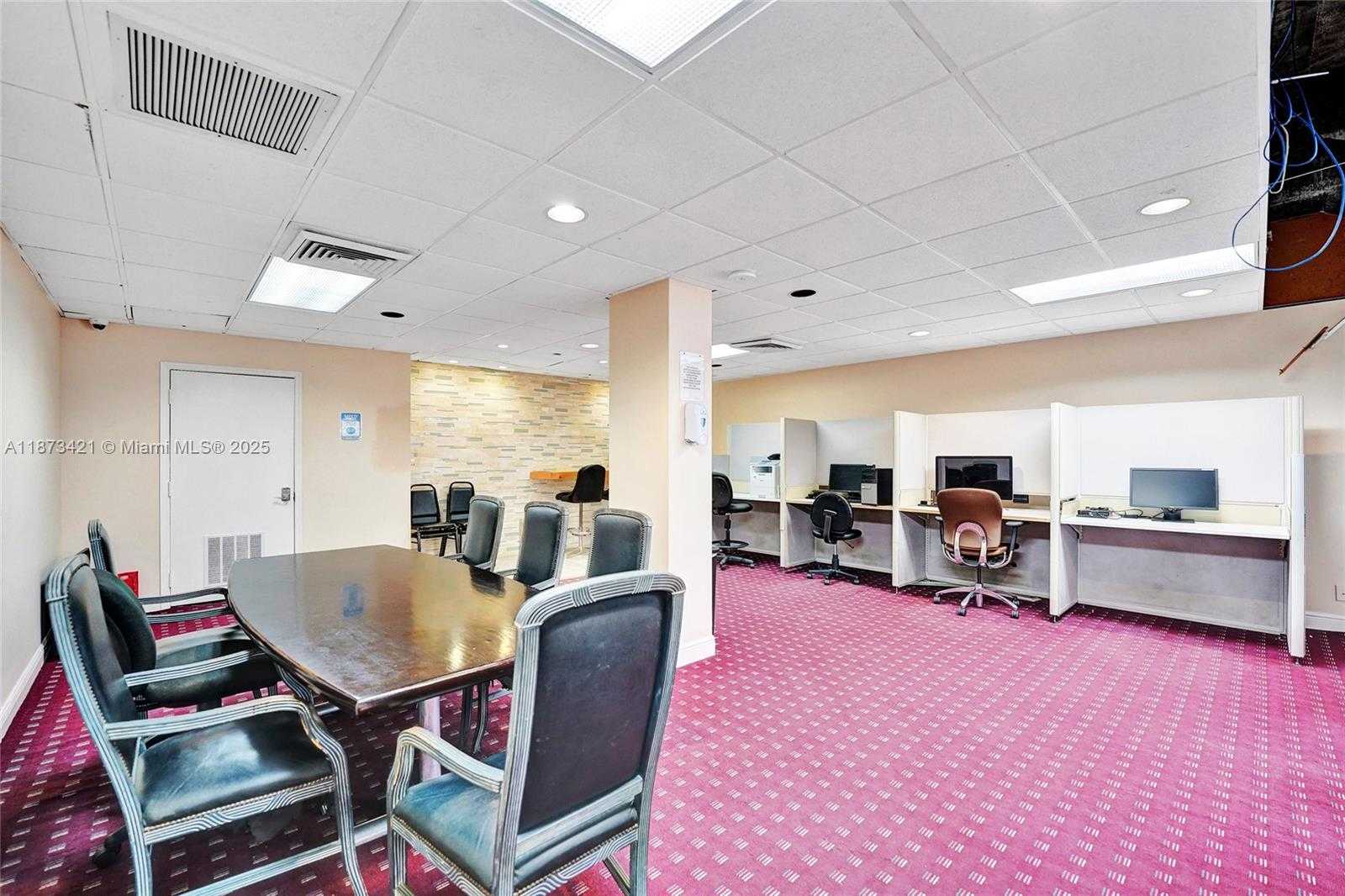 Small Image of 2201 SOUTH OCEAN DR #1606, Hollywood Number 32