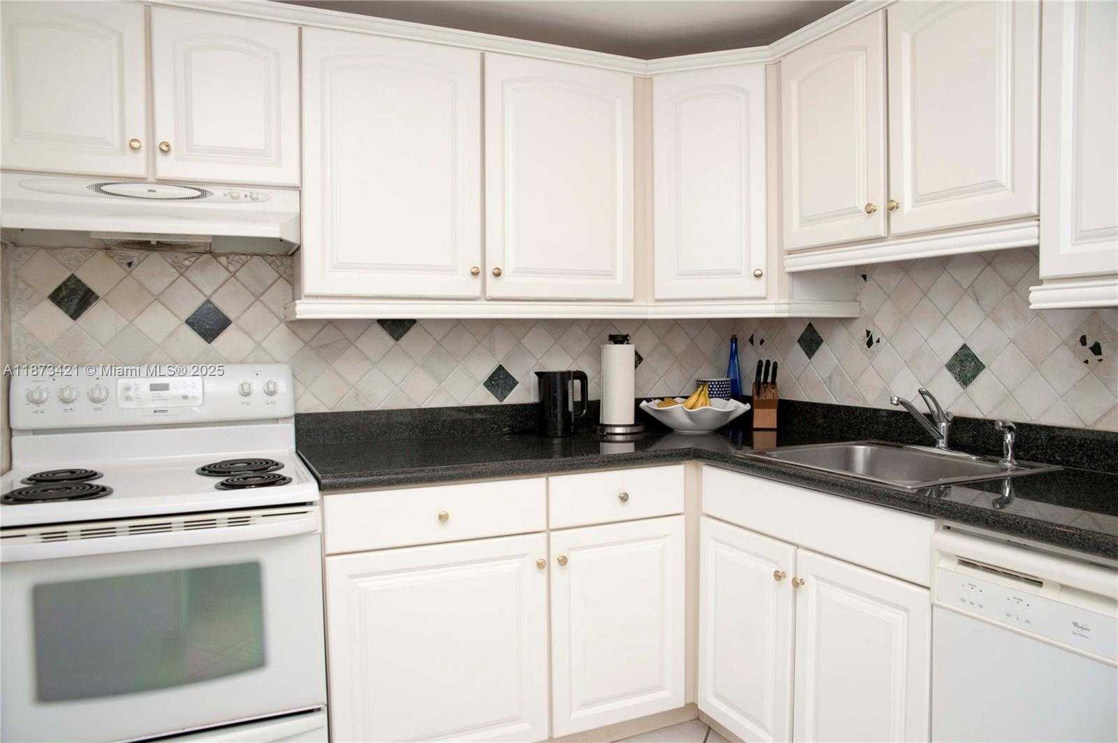 Small Image of 2201 SOUTH OCEAN DR #1606, Hollywood Number 4