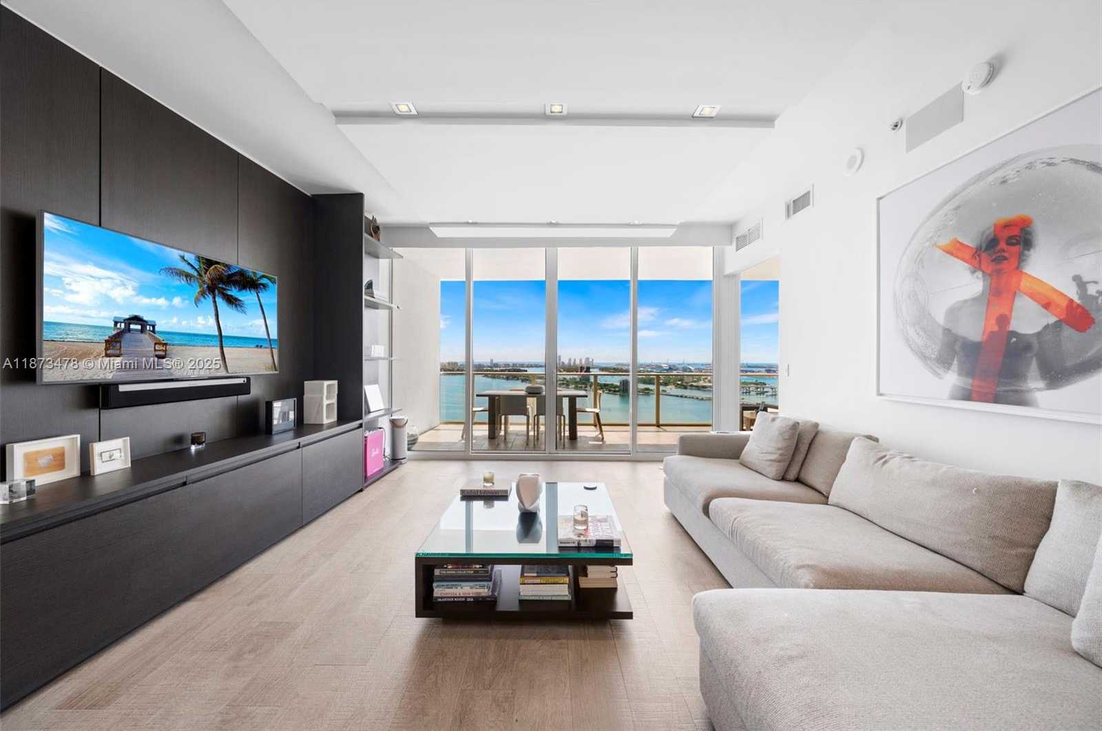 Small Image of 2020 NORTH BAYSHORE DR #3106, Miami Number 2
