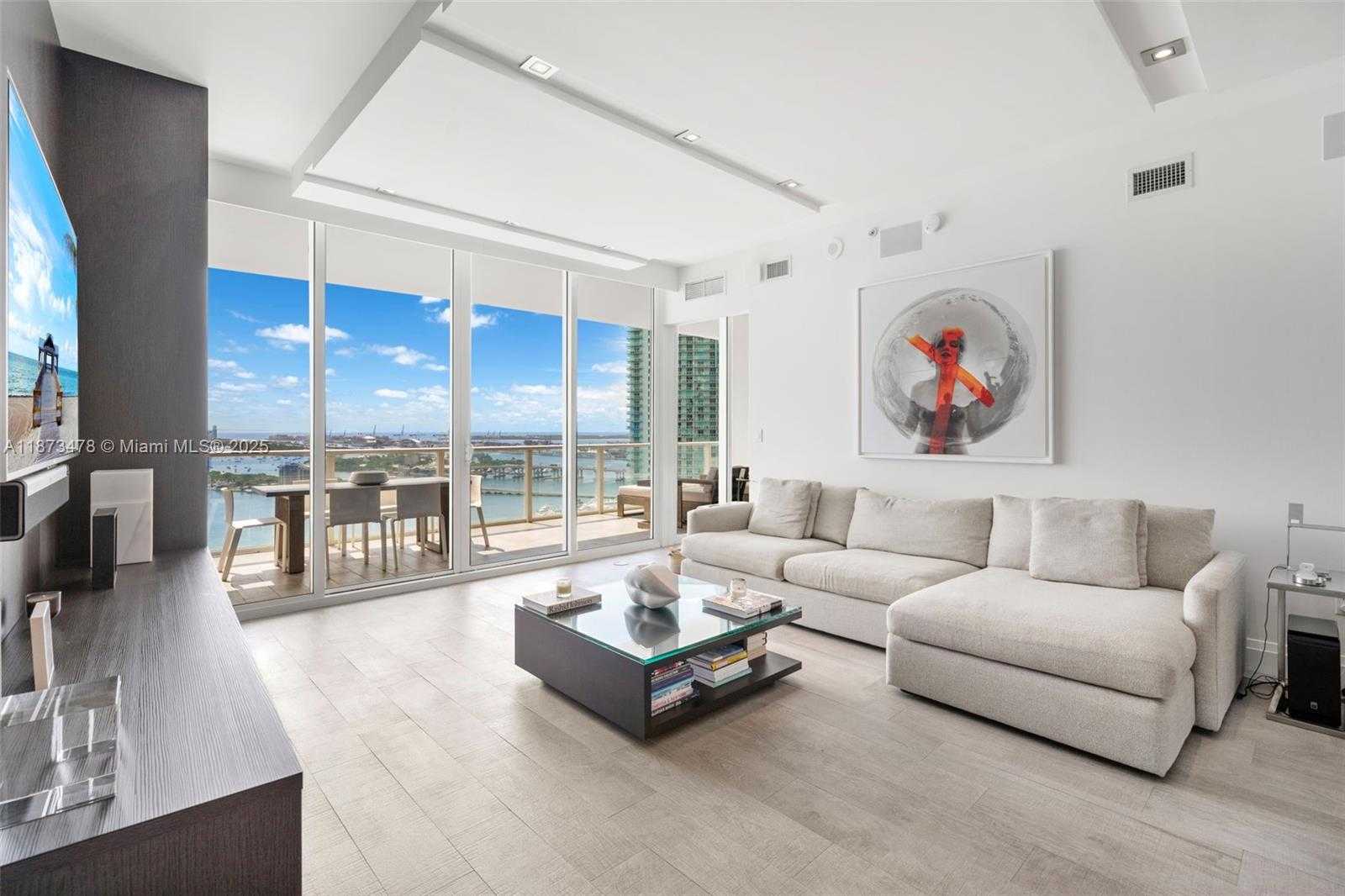 Small Image of 2020 NORTH BAYSHORE DR #3106, Miami Number 3