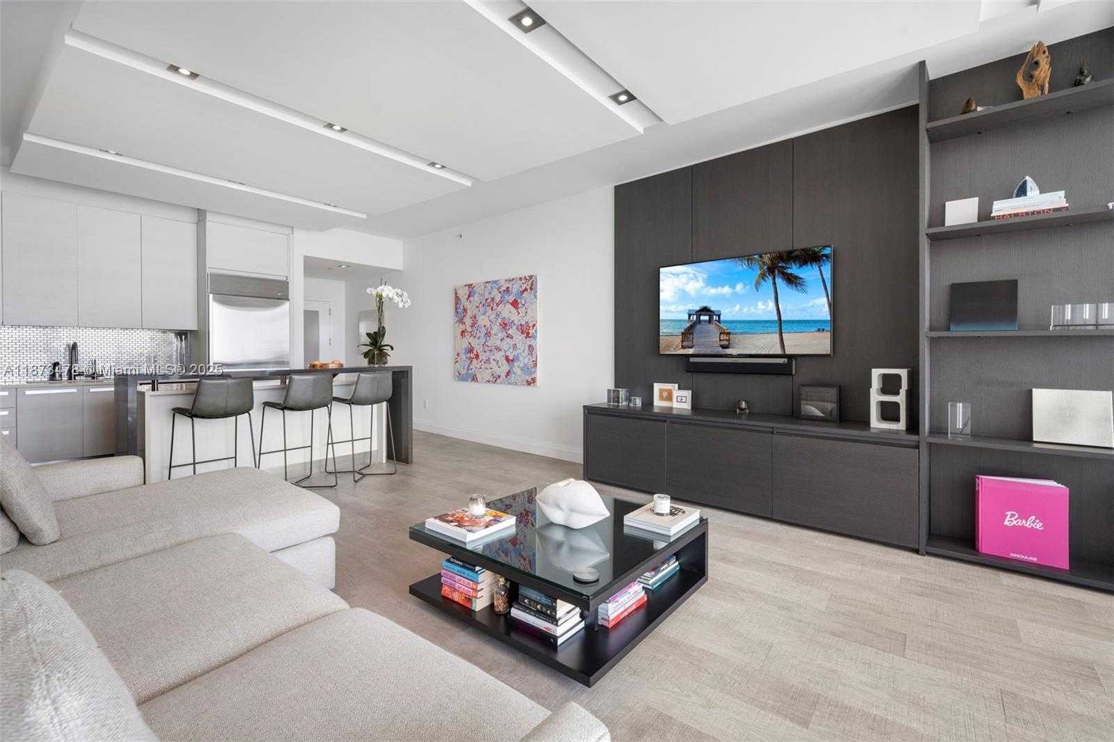 Small Image of 2020 NORTH BAYSHORE DR #3106, Miami Number 4