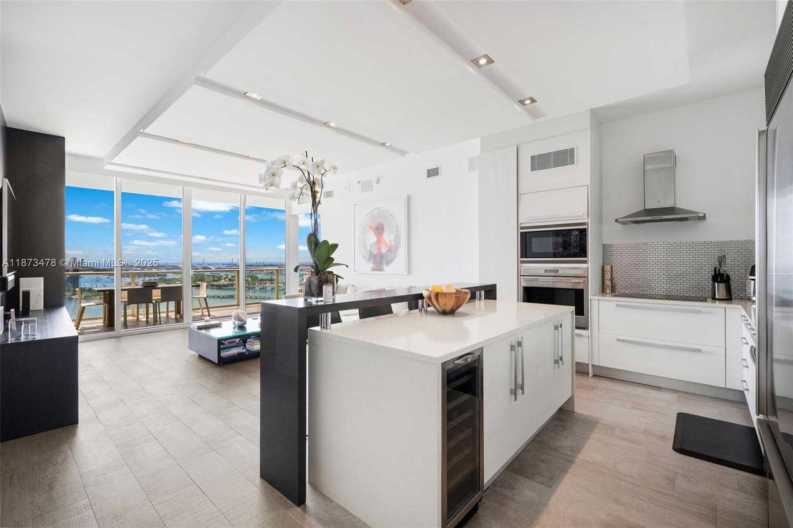 Small Image of 2020 NORTH BAYSHORE DR #3106, Miami Number 8