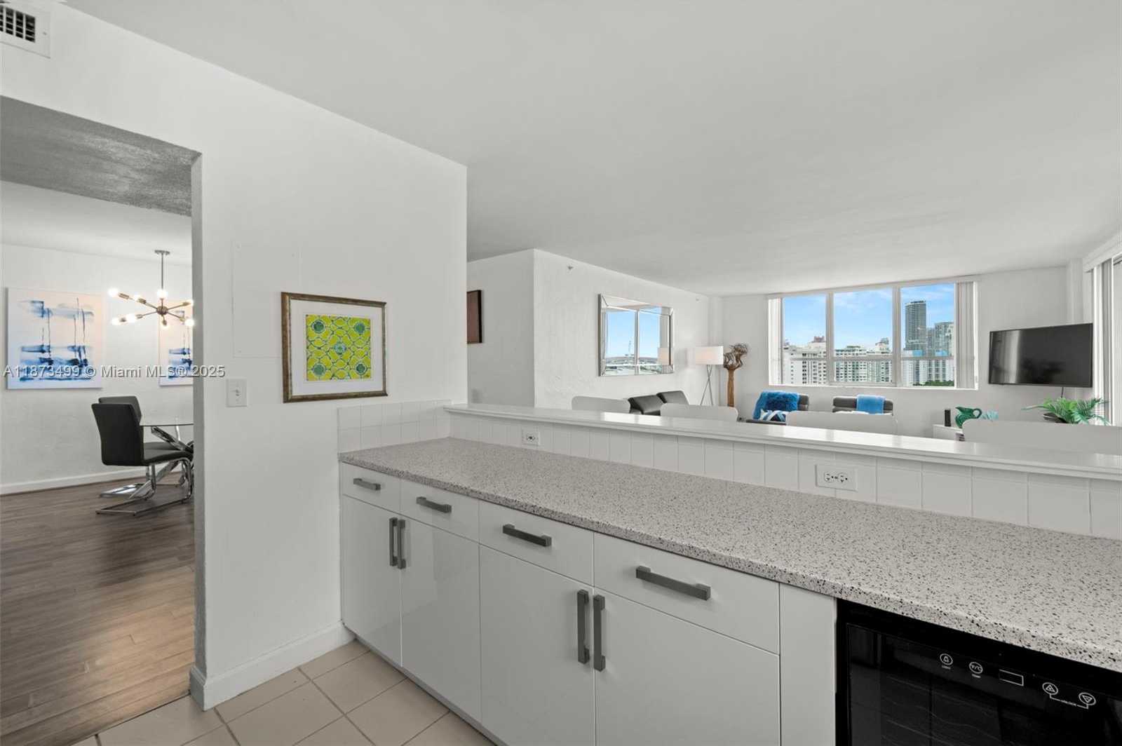 Small Image of 1500 BAY RD #1438S, Miami Beach Number 10