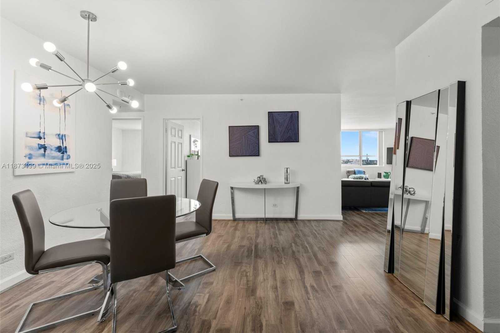 Small Image of 1500 BAY RD #1438S, Miami Beach Number 2