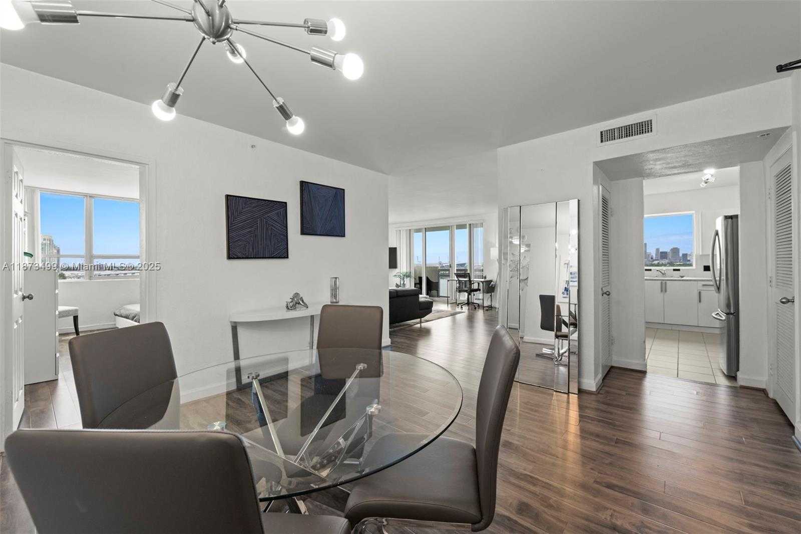 Small Image of 1500 BAY RD #1438S, Miami Beach Number 4