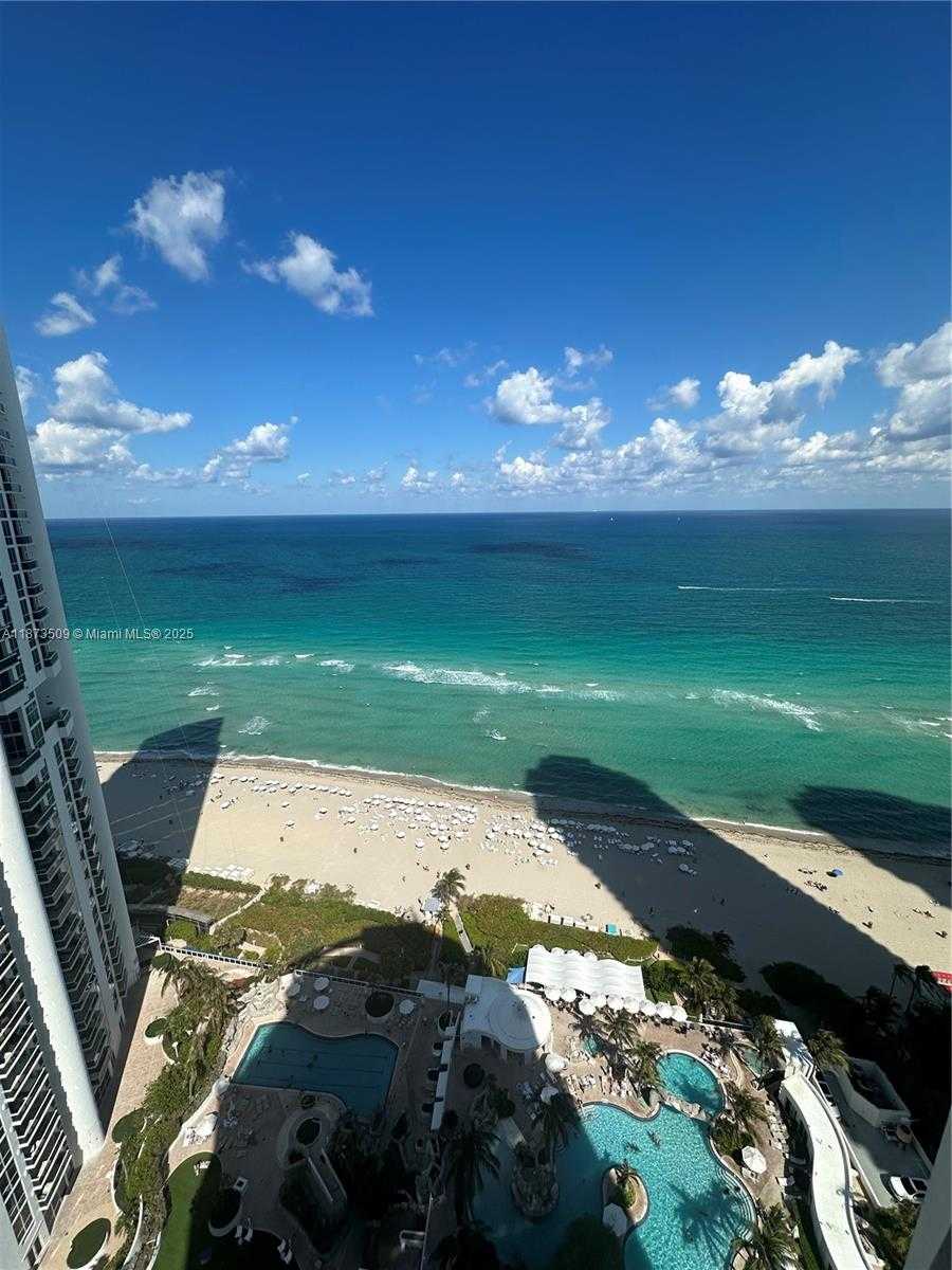 Small Image of 18001 COLLINS AVE #907, Sunny Isles Beach Number 15