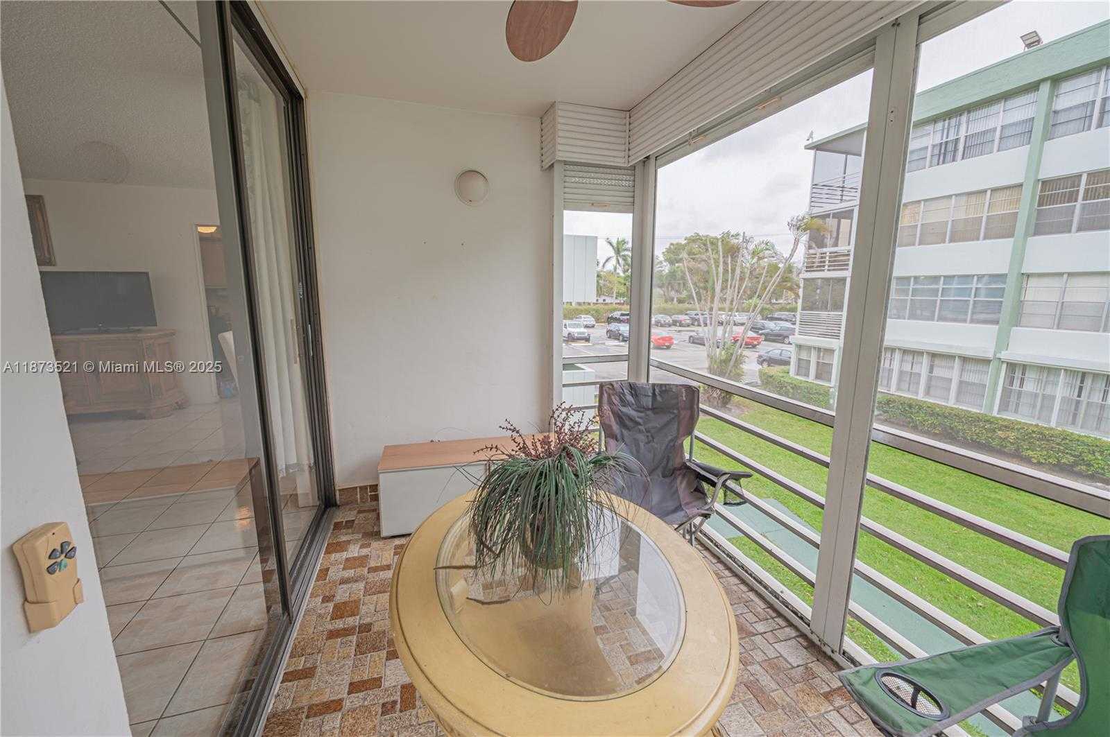 Small Image of 2761 TAFT ST #204, Hollywood Number 11