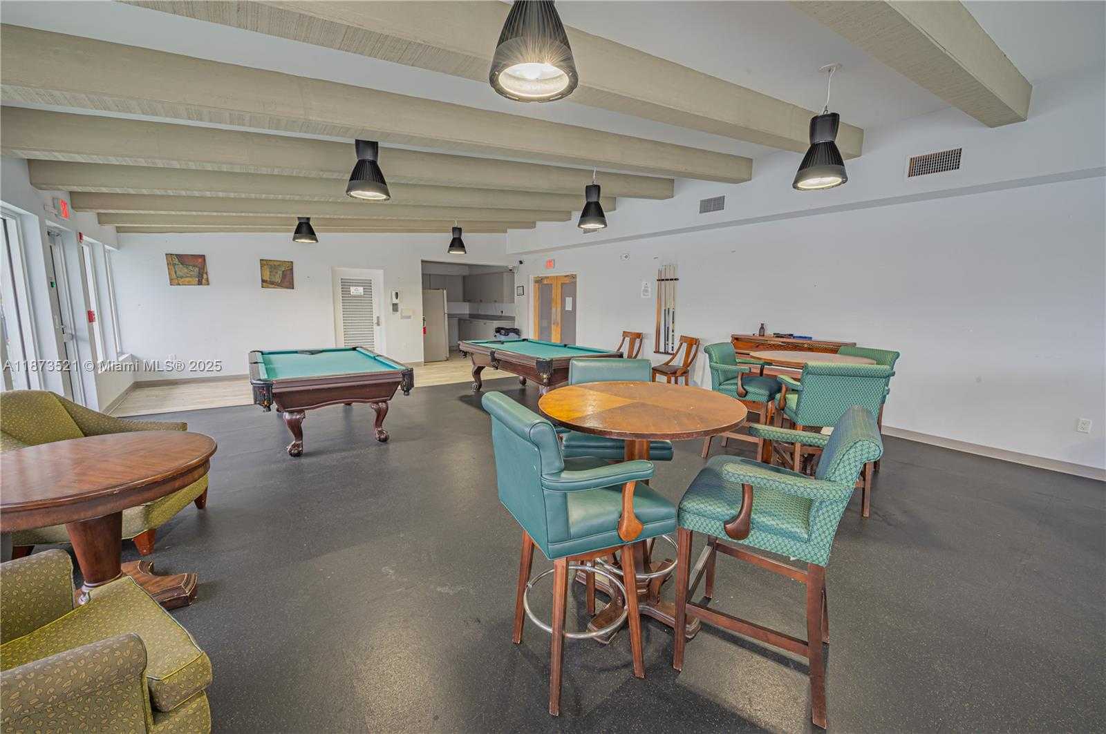 Small Image of 2761 TAFT ST #204, Hollywood Number 34
