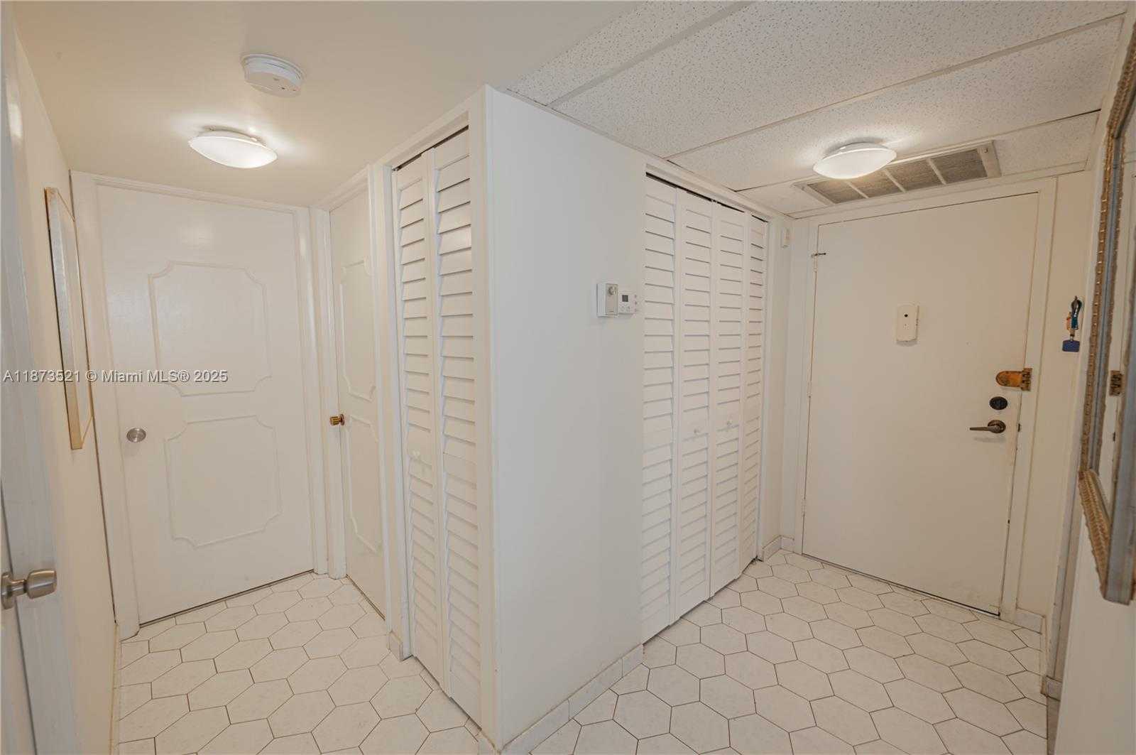 Small Image of 2761 TAFT ST #204, Hollywood Number 5