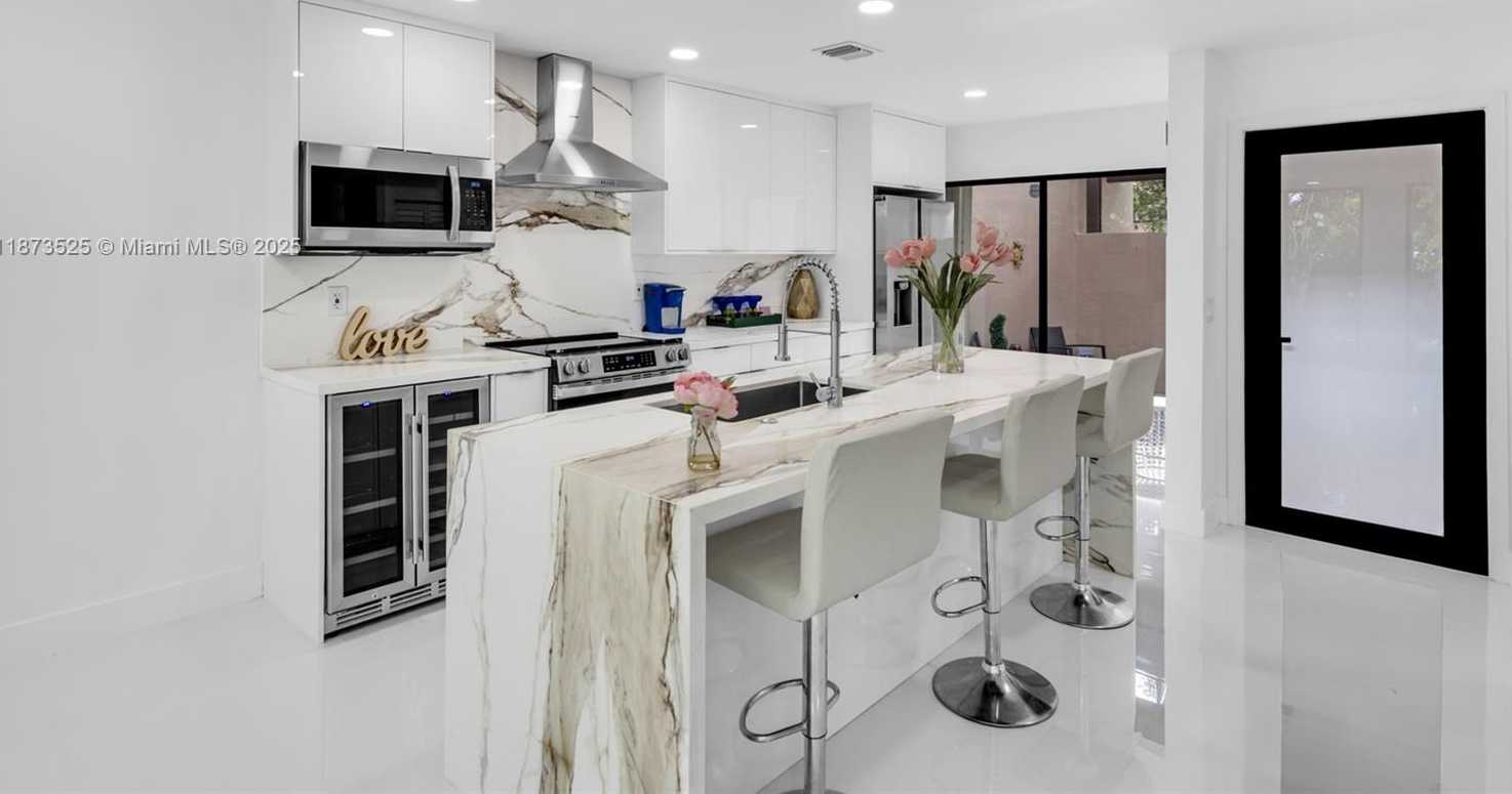 Small Image of 9962 COSTA DEL SOL BLVD #D-88, Doral Number 11