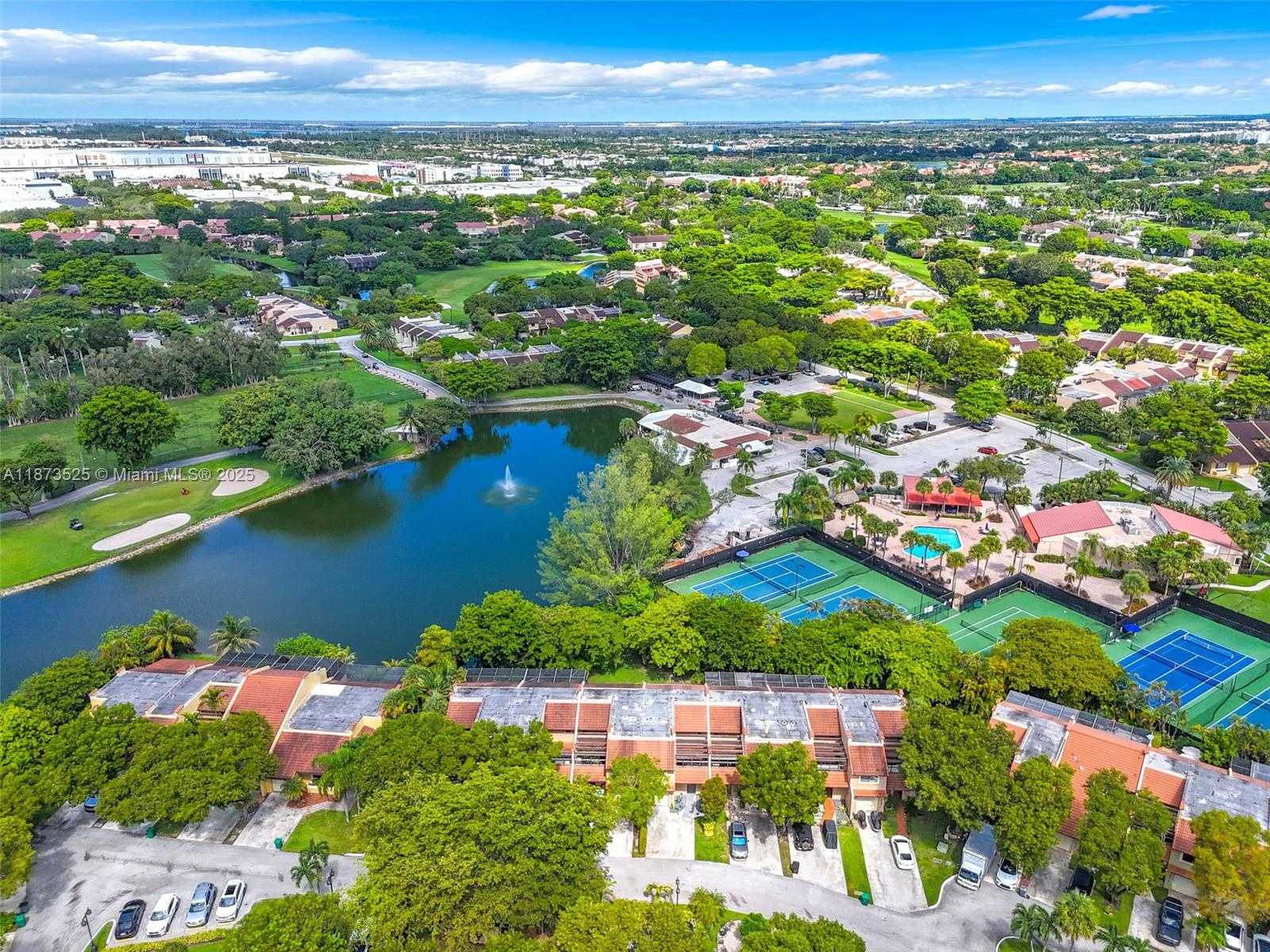 Small Image of 9962 COSTA DEL SOL BLVD #D-88, Doral Number 30