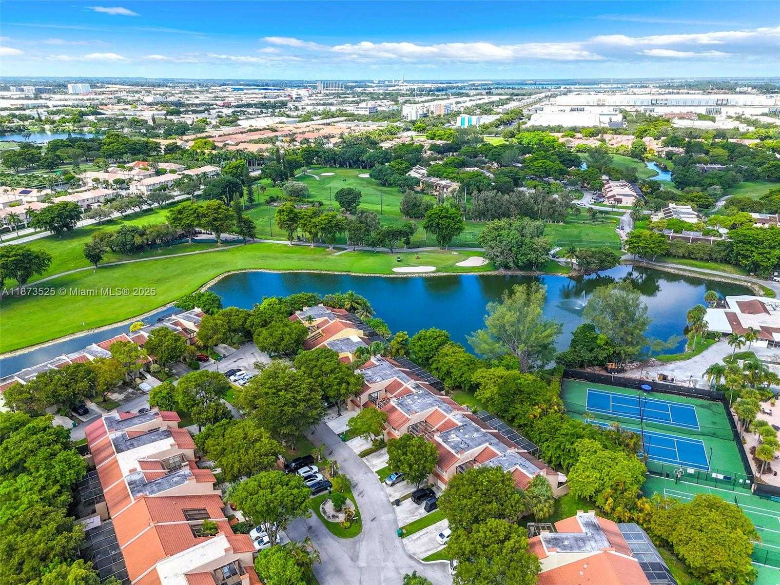 Small Image of 9962 COSTA DEL SOL BLVD #D-88, Doral Number 32