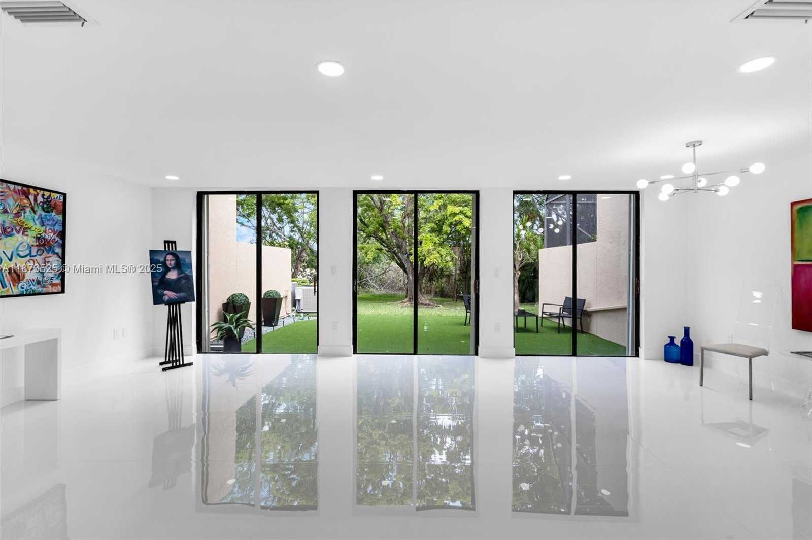 Small Image of 9962 COSTA DEL SOL BLVD #D-88, Doral Number 5