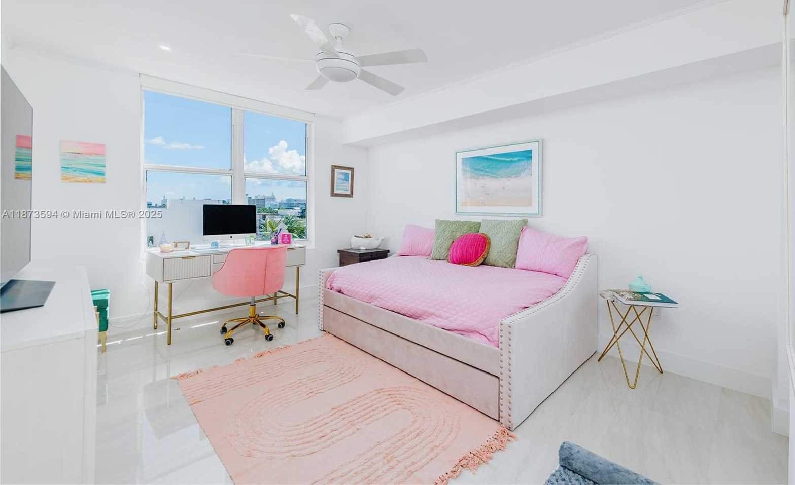 Small Image of 1800 SUNSET HARBOUR DR #703, Miami Beach Number 23
