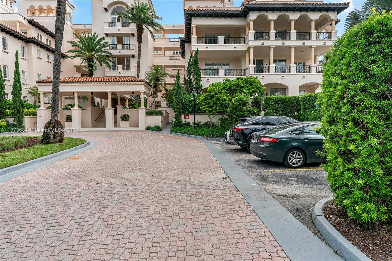 Small Image of 19227 FISHER ISLAND DR #19227, Miami Beach Number 30