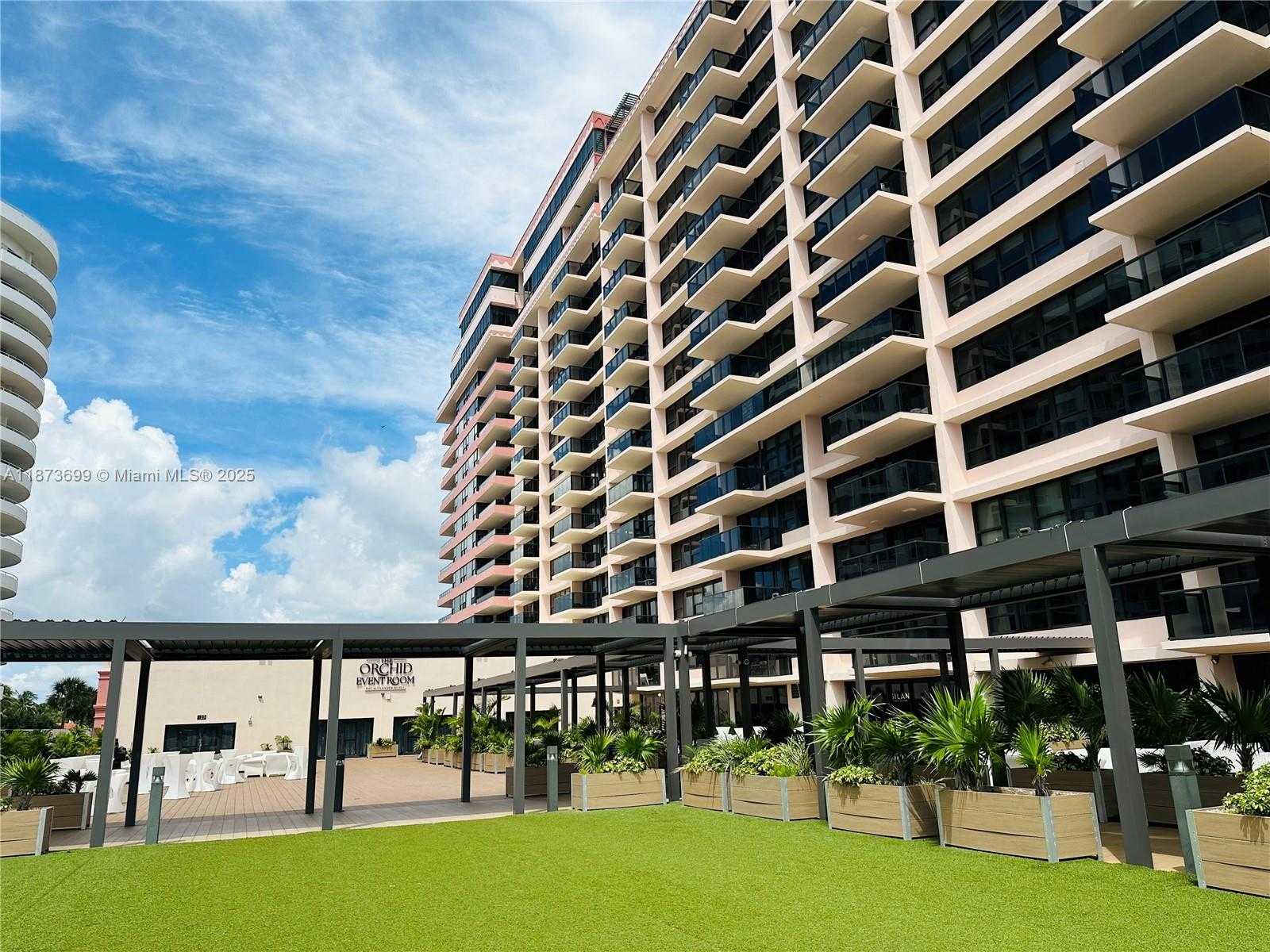 Small Image of 5225 COLLINS AVE #515, Miami Beach Number 19