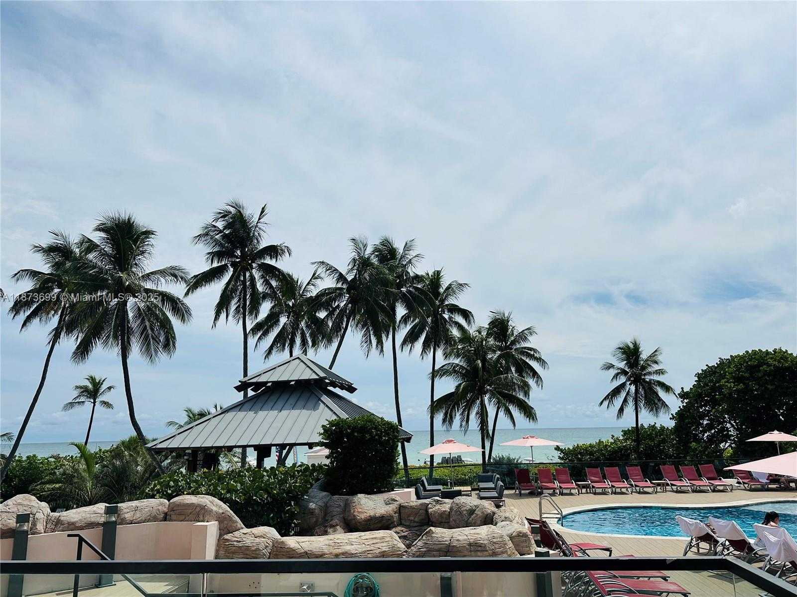 Small Image of 5225 COLLINS AVE #515, Miami Beach Number 21