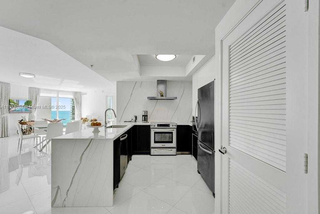 Small Image of 150 SUNNY ISLES BLVD #1-1606, Sunny Isles Beach Number 47