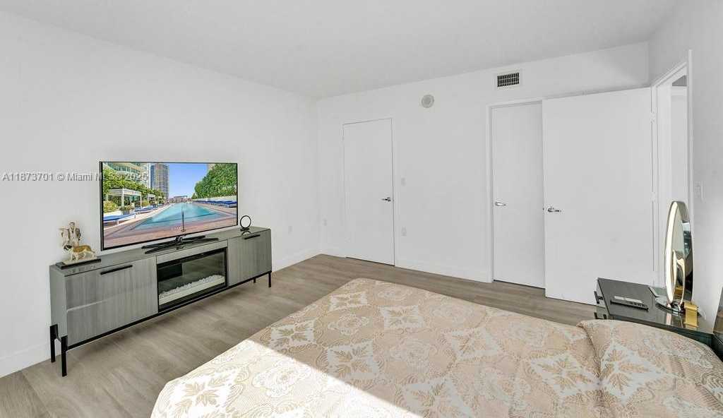 Small Image of 150 SUNNY ISLES BLVD #1-1606, Sunny Isles Beach Number 57