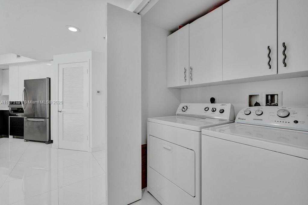 Small Image of 150 SUNNY ISLES BLVD #1-1606, Sunny Isles Beach Number 64