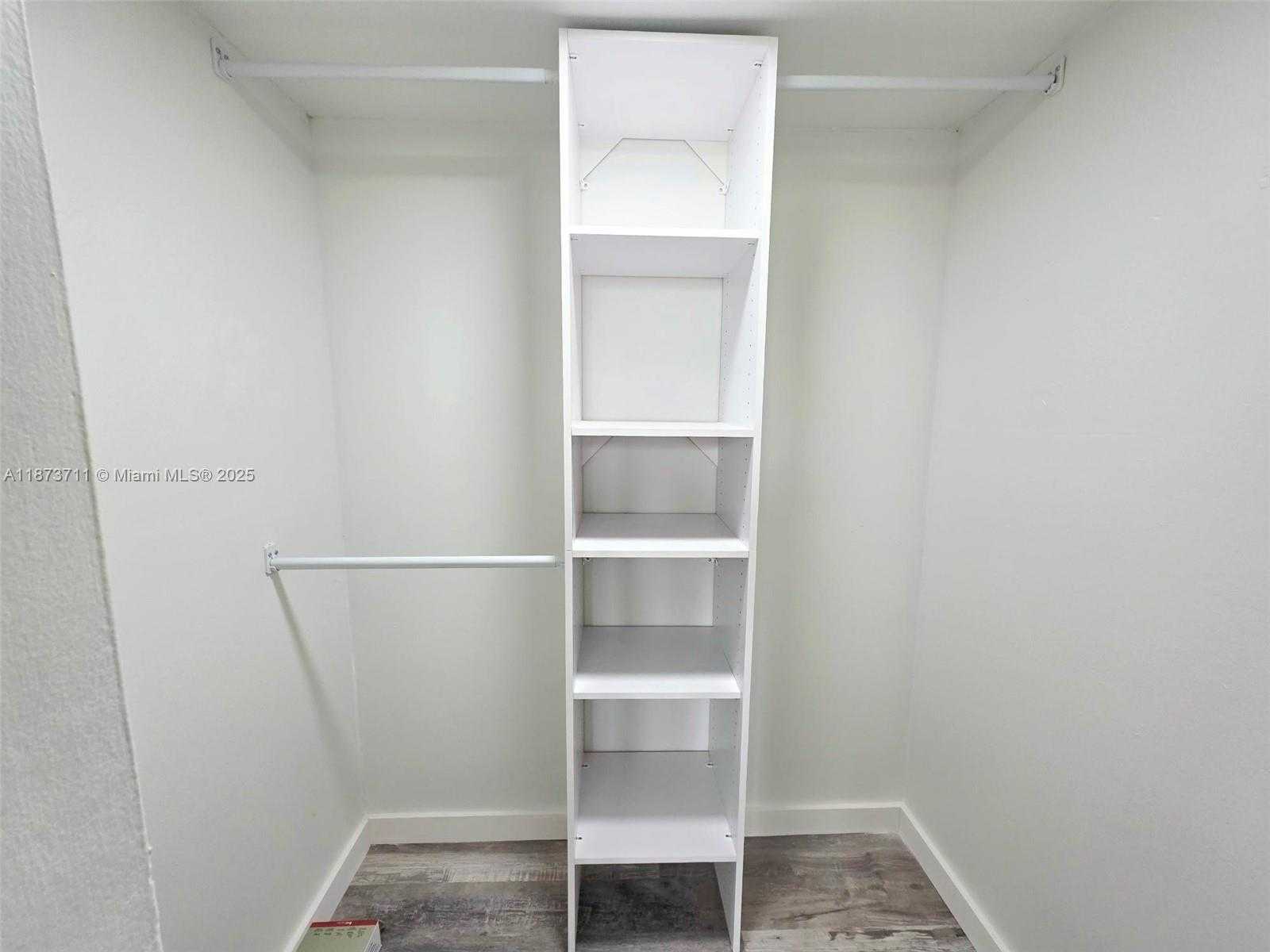 Small Image of 108 ROYAL PARK DR #2H, Oakland Park Number 14