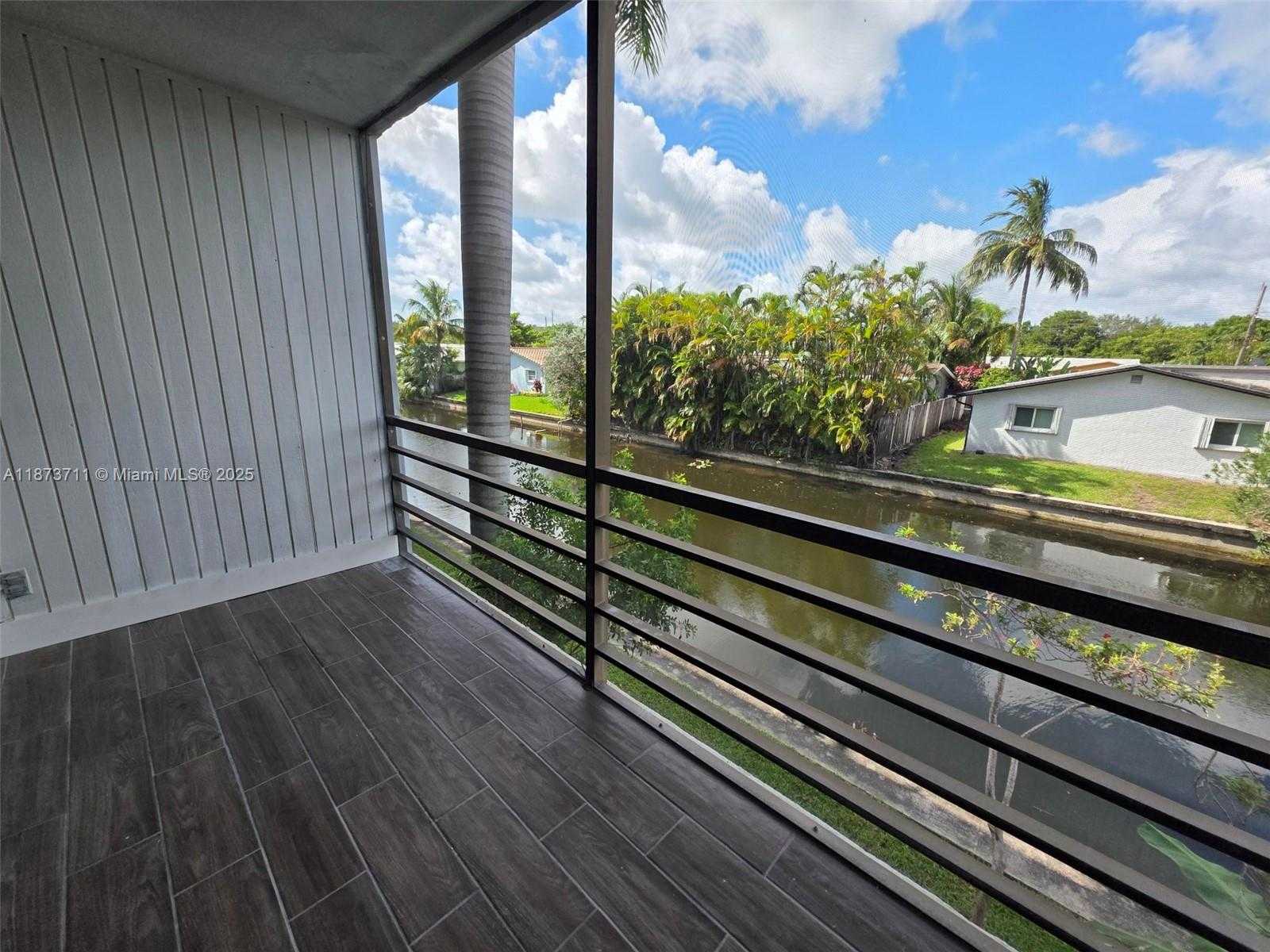 Small Image of 108 ROYAL PARK DR #2H, Oakland Park Number 16