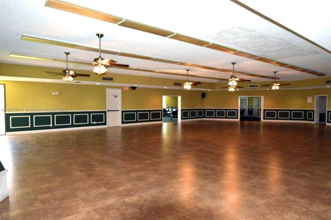 Small Image of 108 ROYAL PARK DR #2H, Oakland Park Number 40