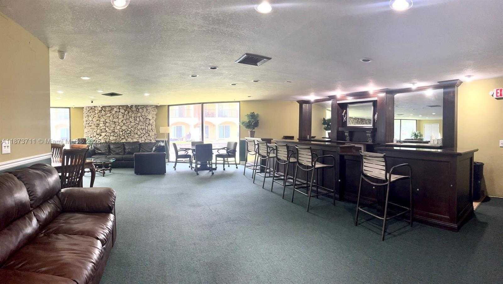 Small Image of 108 ROYAL PARK DR #2H, Oakland Park Number 47