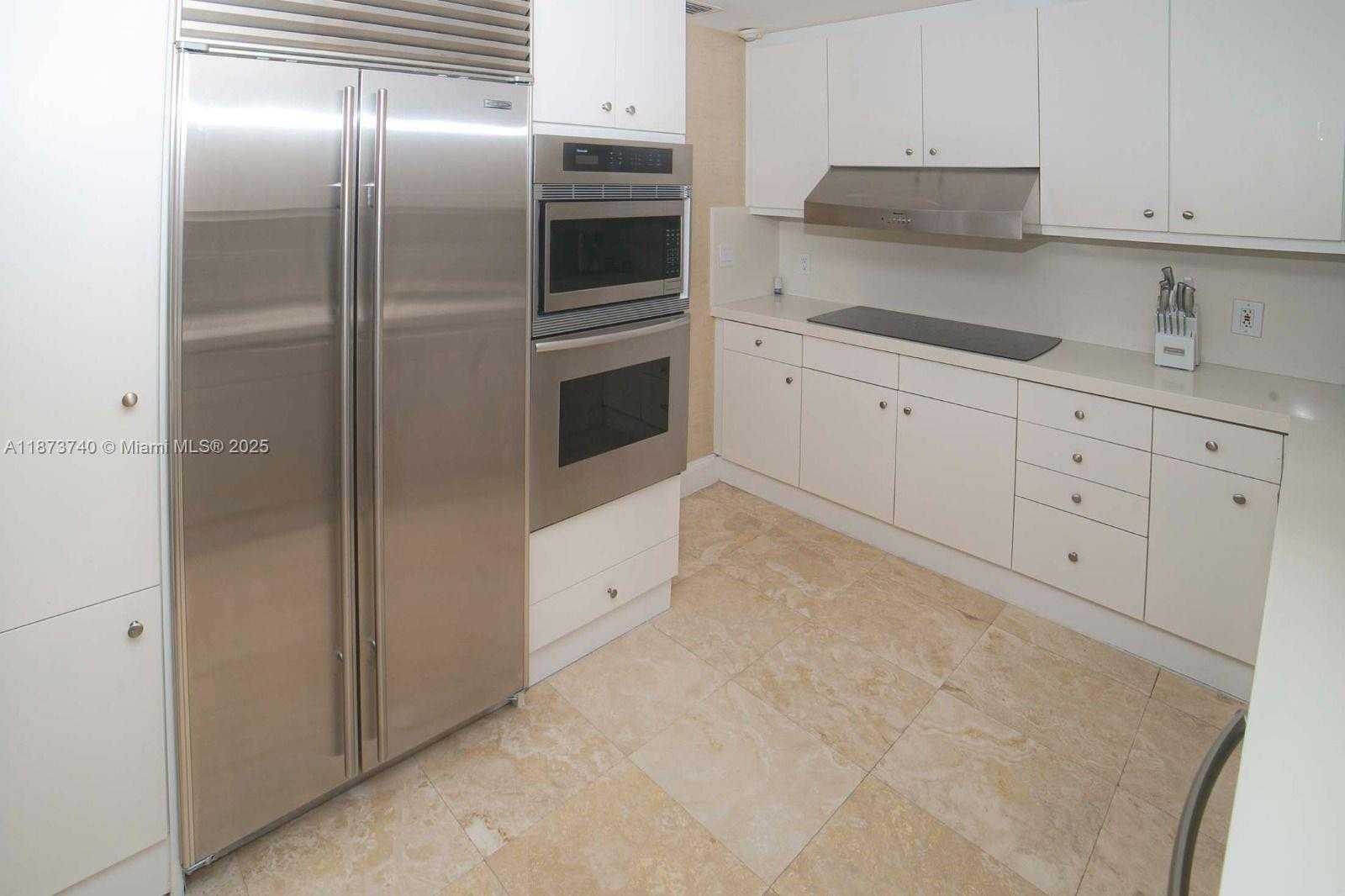 Small Image of 19237 FISHER ISLAND DR #19237, Miami Beach Number 8