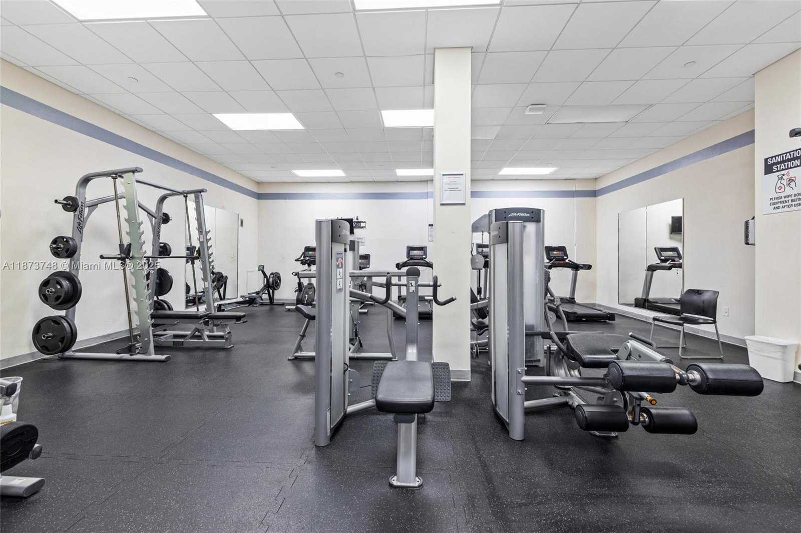 Small Image of 5825 COLLINS AVE #4A, Miami Beach Number 26