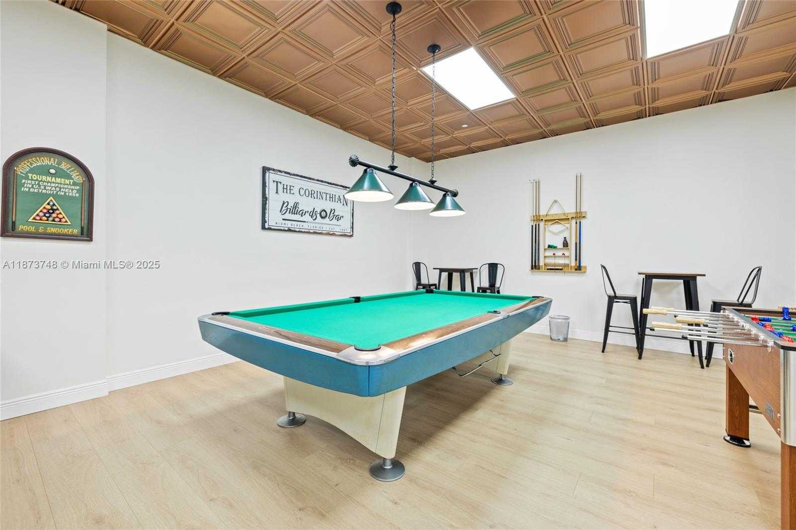 Small Image of 5825 COLLINS AVE #4A, Miami Beach Number 28