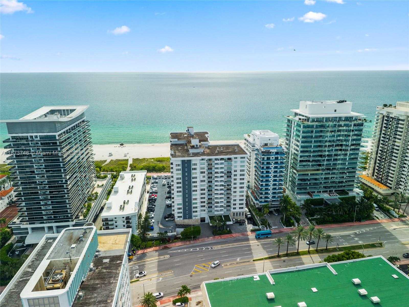 Small Image of 5825 COLLINS AVE #4A, Miami Beach Number 46