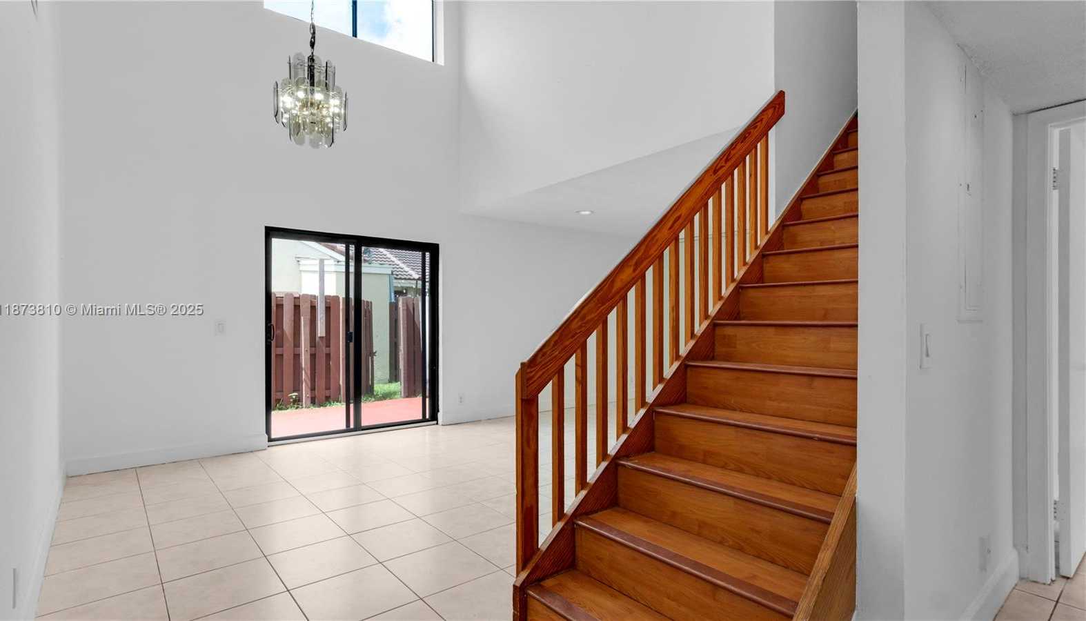 Small Image of 6460 NORTH WEST 170TH TER, Hialeah Number 7