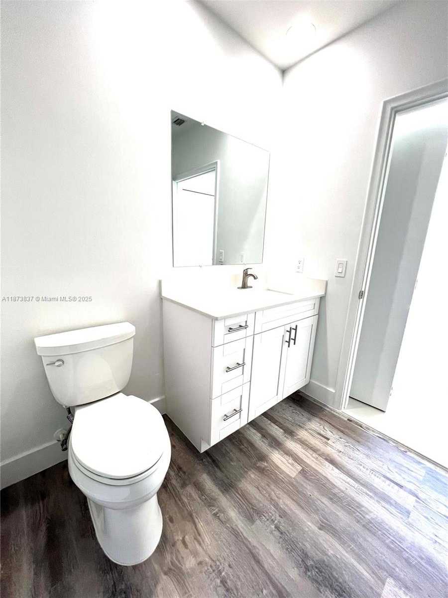 Small Image of 2775 NORTH EAST 187TH ST #PH24, Aventura Number 21