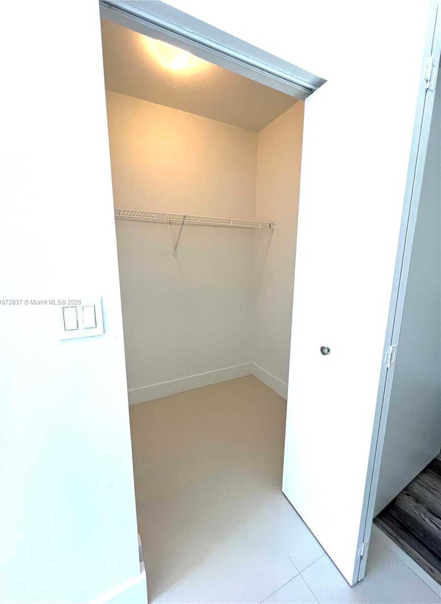 Small Image of 2775 NORTH EAST 187TH ST #PH24, Aventura Number 23
